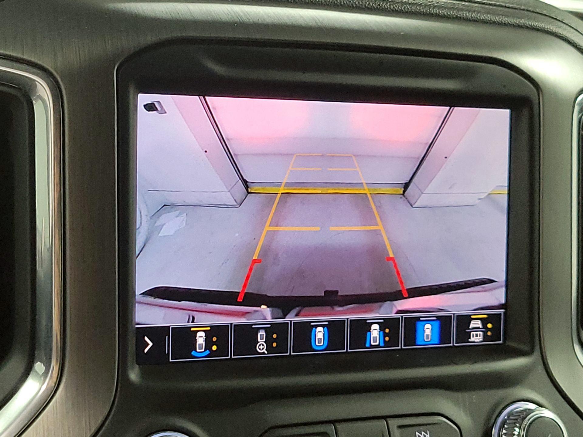 Thumbnail: 2022 GMC Sierra 2500 - 13