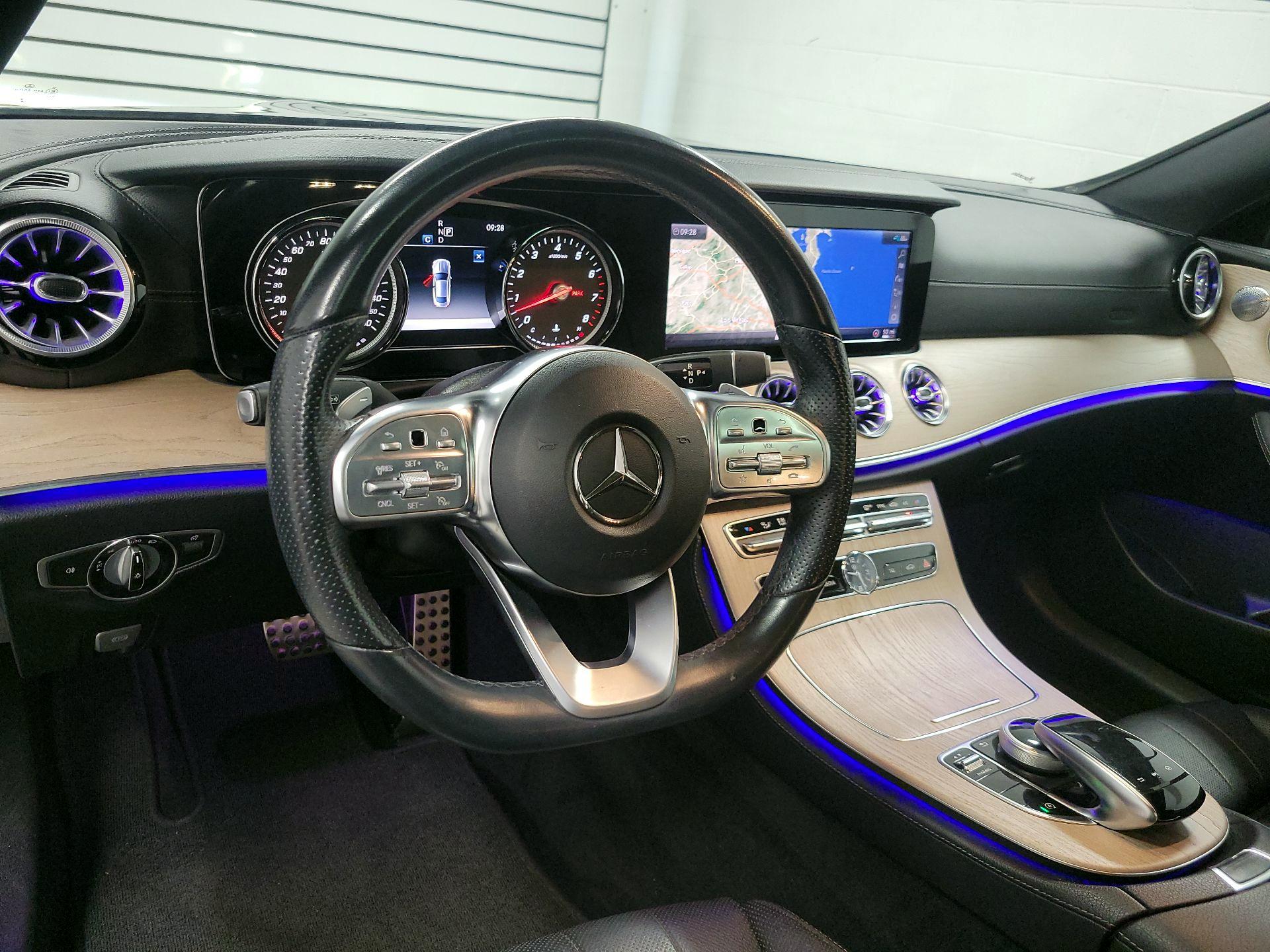 Thumbnail: 2019 Mercedes-Benz E-Class - 9