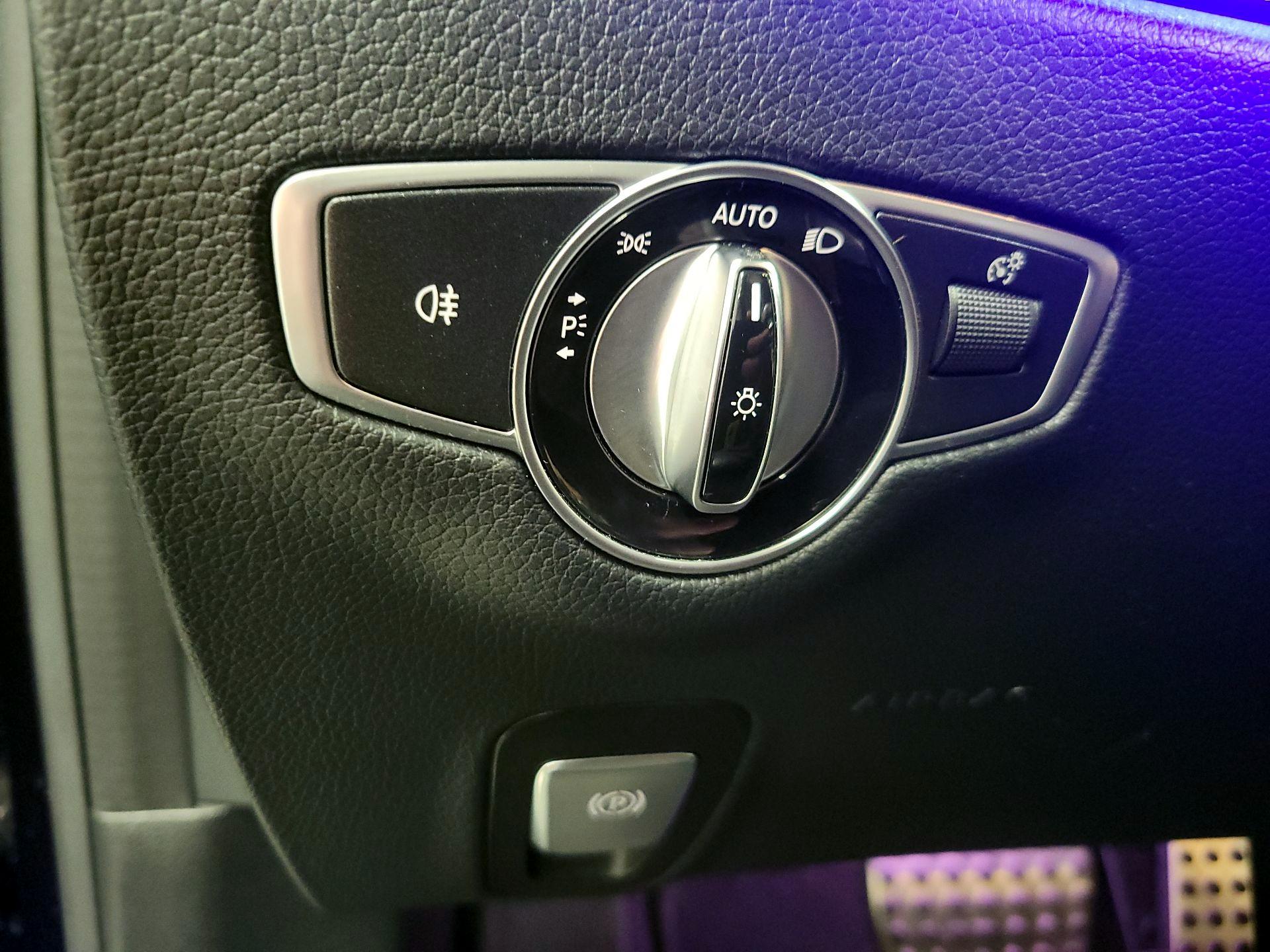 Thumbnail: 2019 Mercedes-Benz E-Class - 13