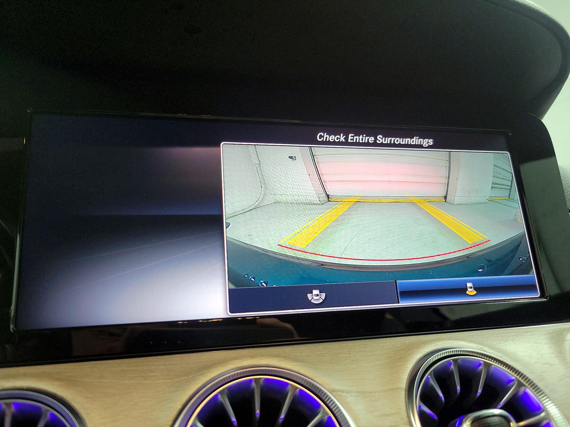 Thumbnail: 2019 Mercedes-Benz E-Class - 15