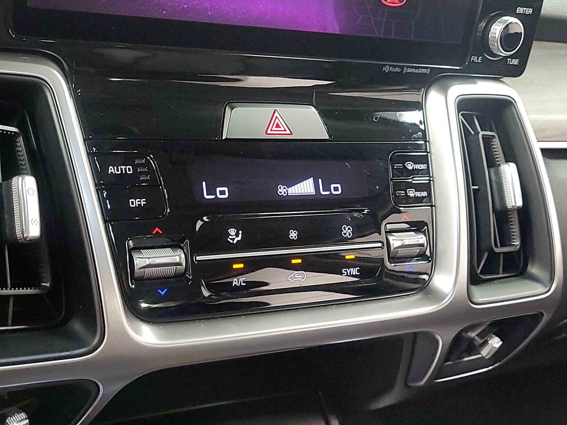 Thumbnail: 2022 Kia Sorento - 15