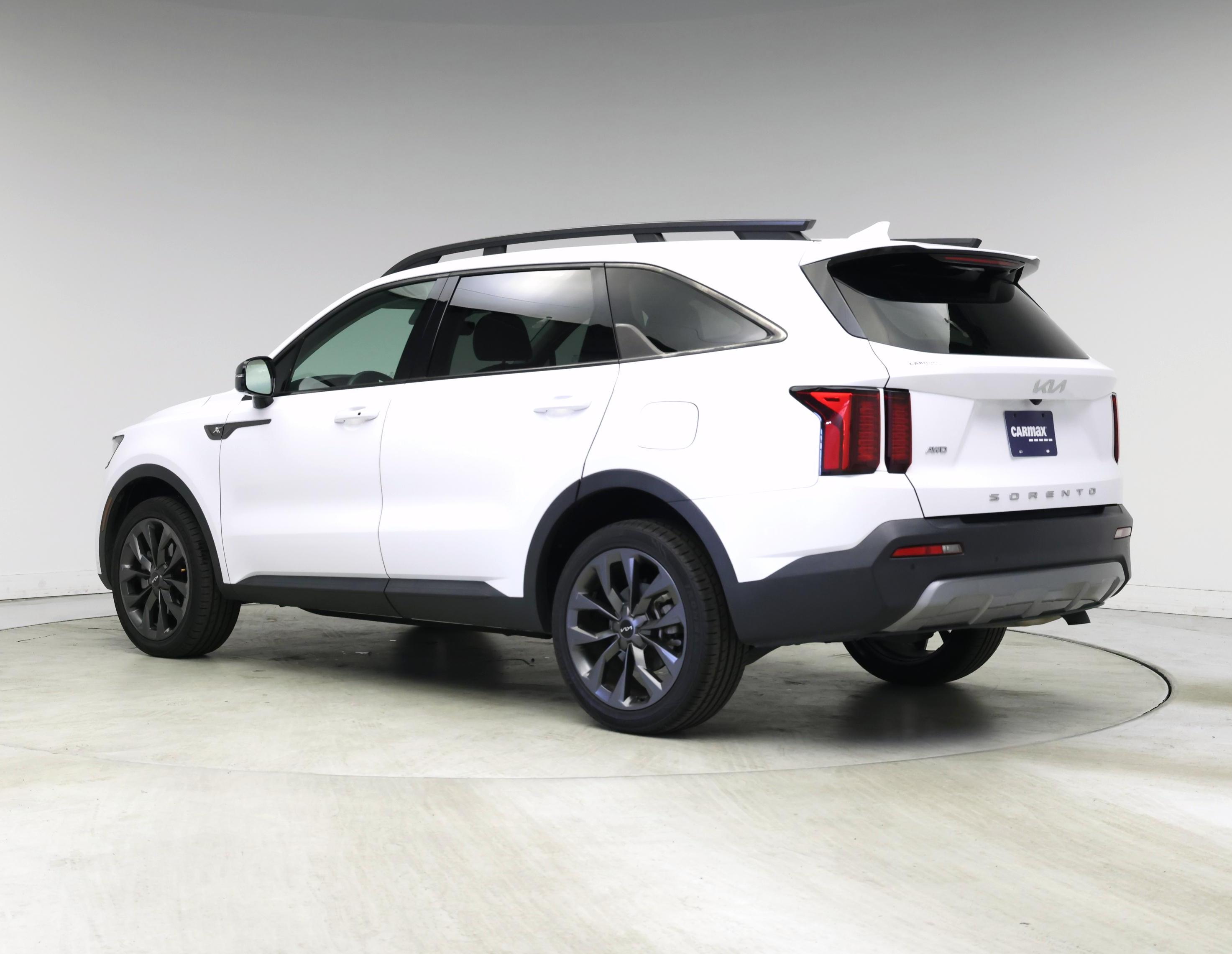 Thumbnail: 2022 Kia Sorento - 2