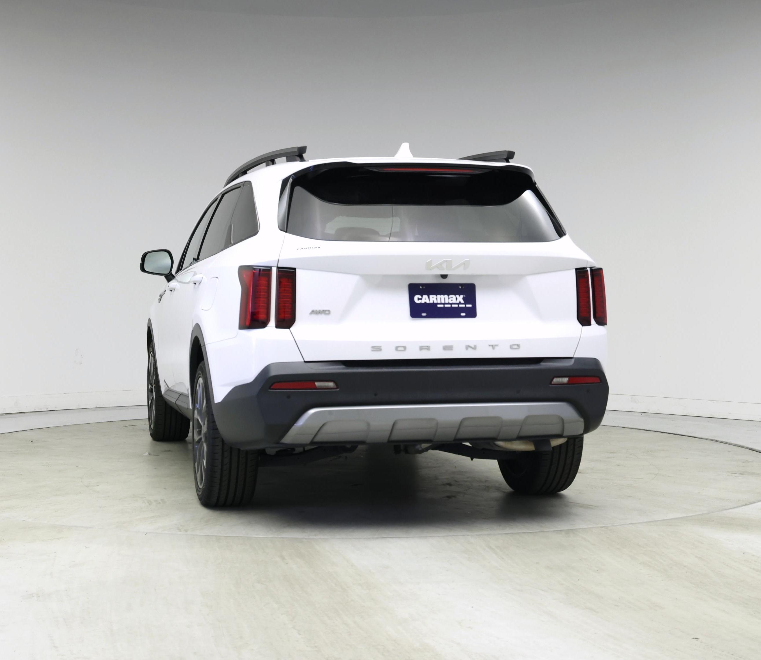 Thumbnail: 2022 Kia Sorento - 6