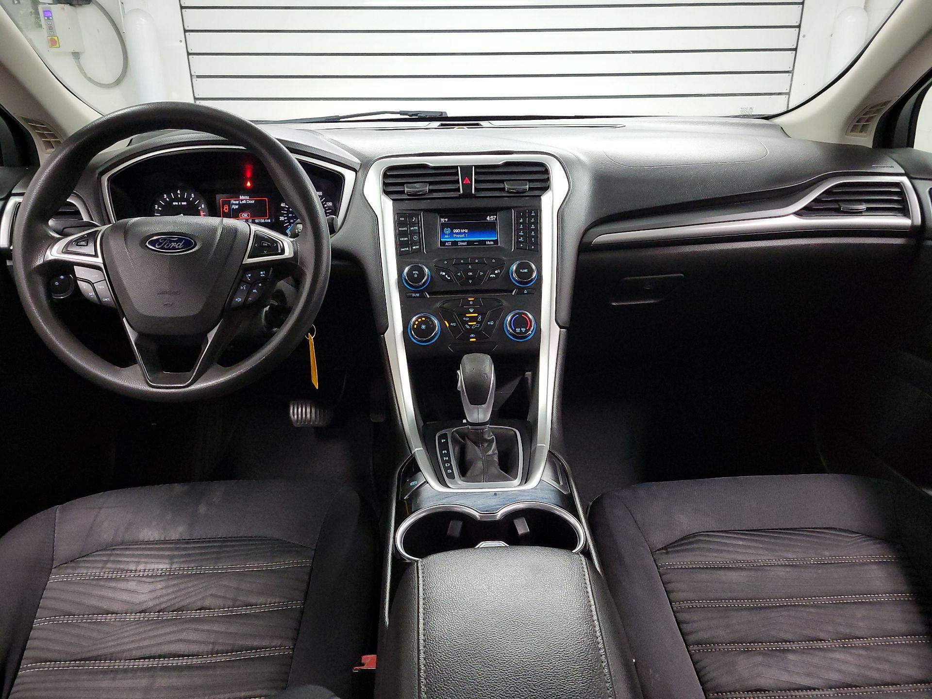 Thumbnail: 2016 Ford Fusion - 9