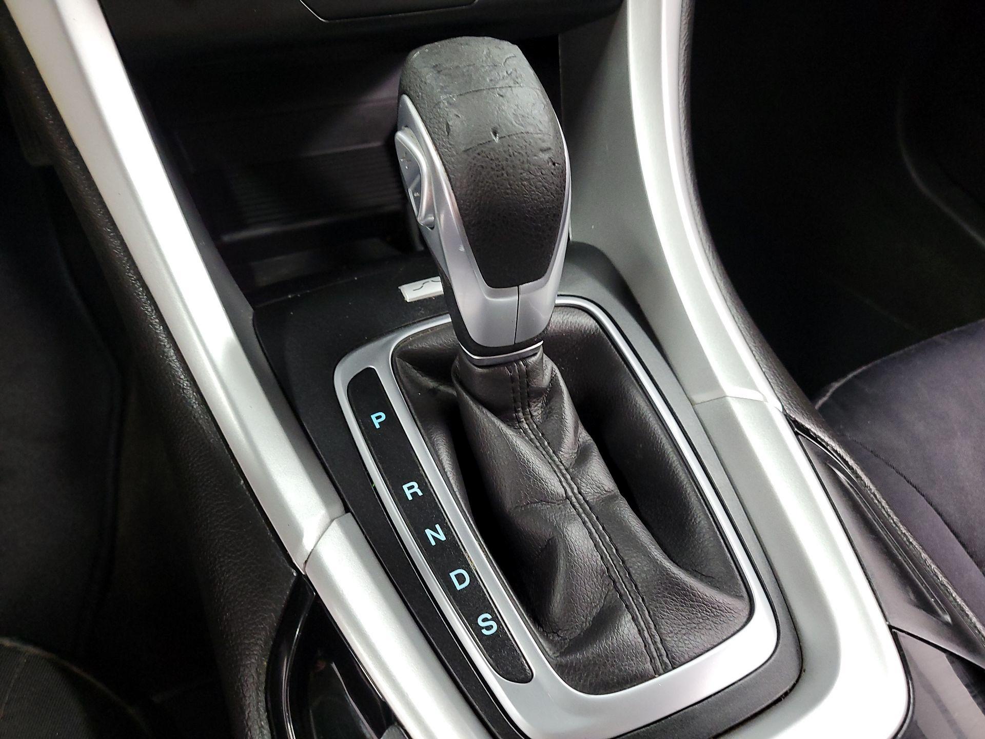 Thumbnail: 2016 Ford Fusion - 15