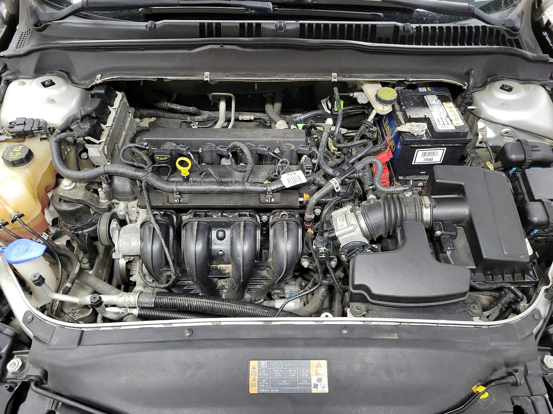 Thumbnail: 2016 Ford Fusion - 18