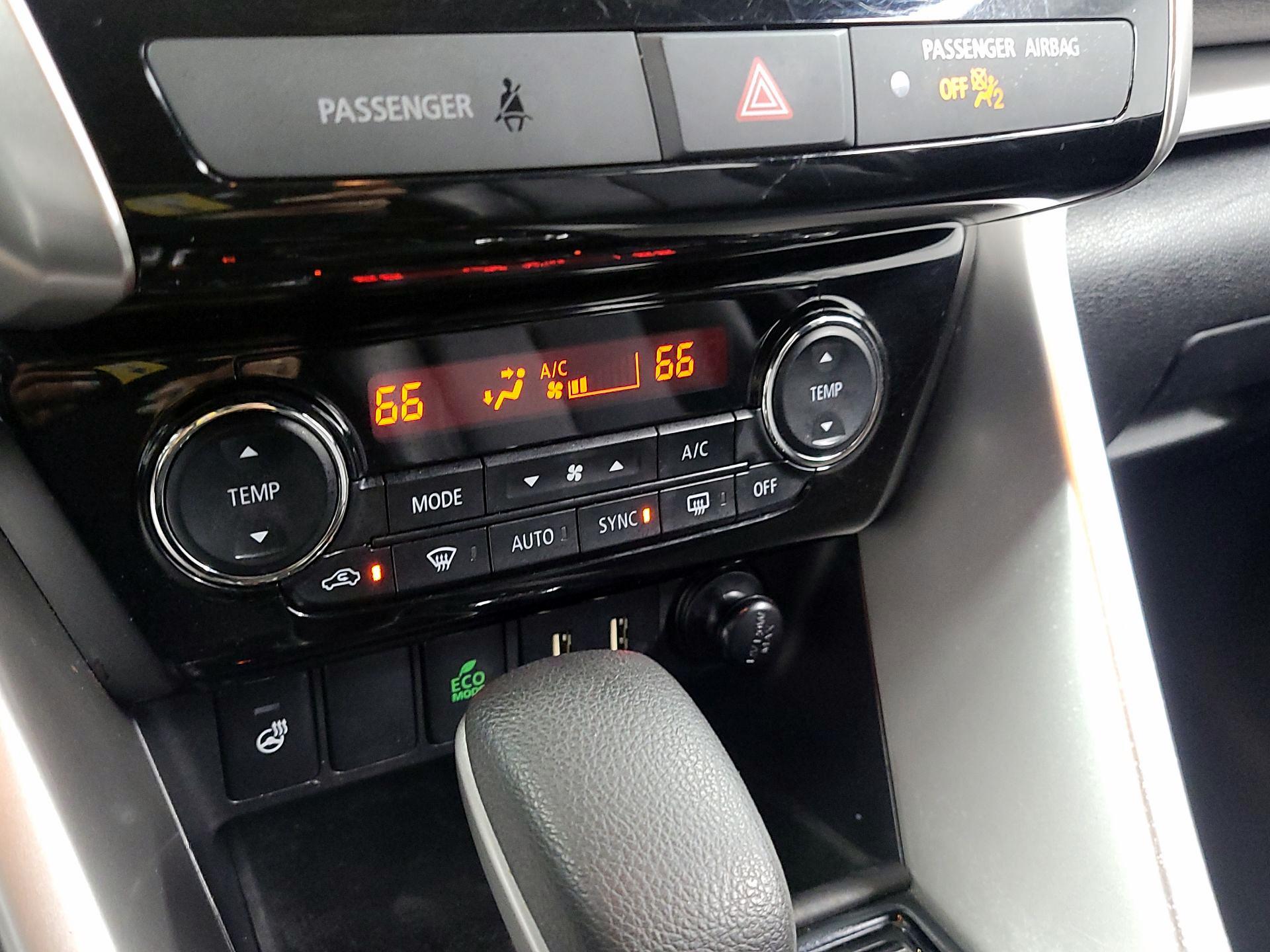 Thumbnail: 2022 Mitsubishi Eclipse Cross - 16