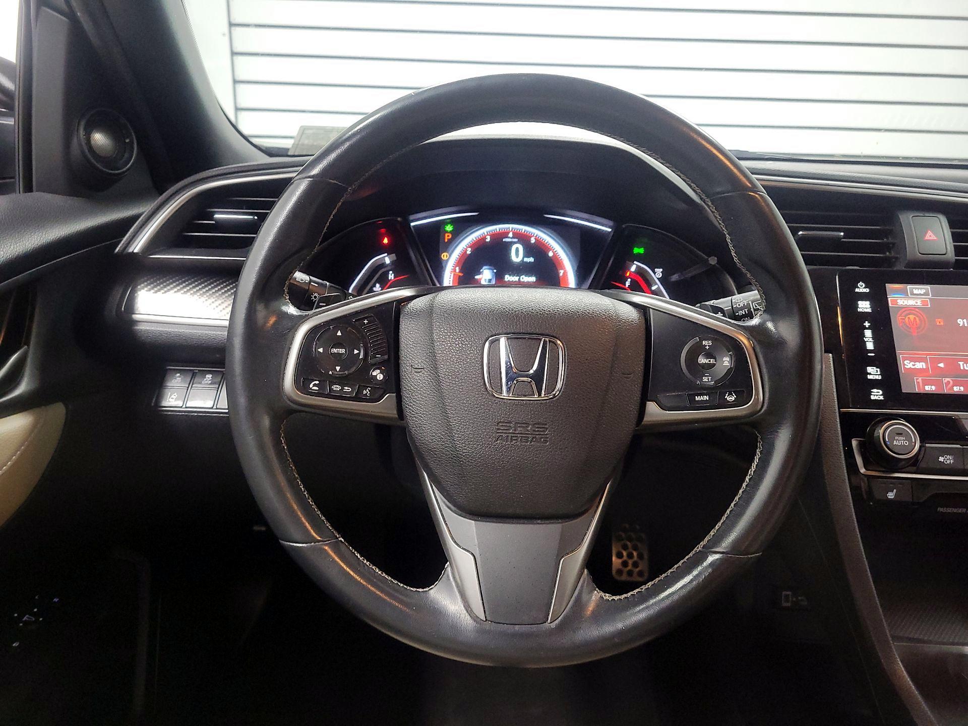 Thumbnail: 2017 Honda Civic - 10