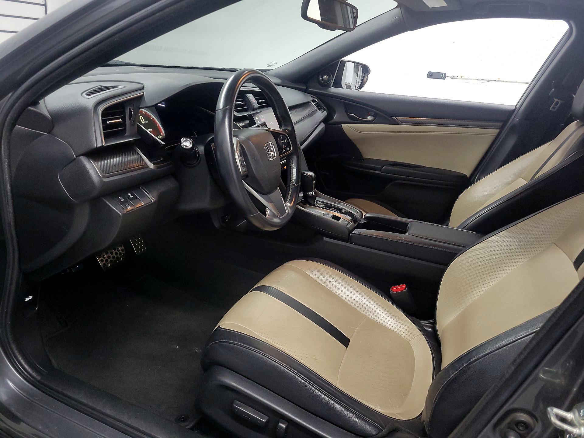 Thumbnail: 2017 Honda Civic - 11