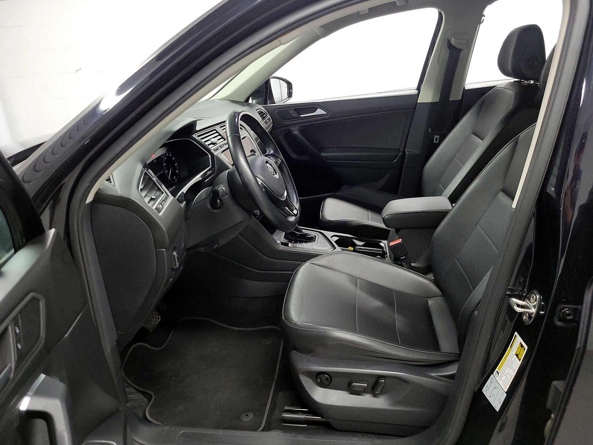 Thumbnail: 2019 Volkswagen Tiguan - 11