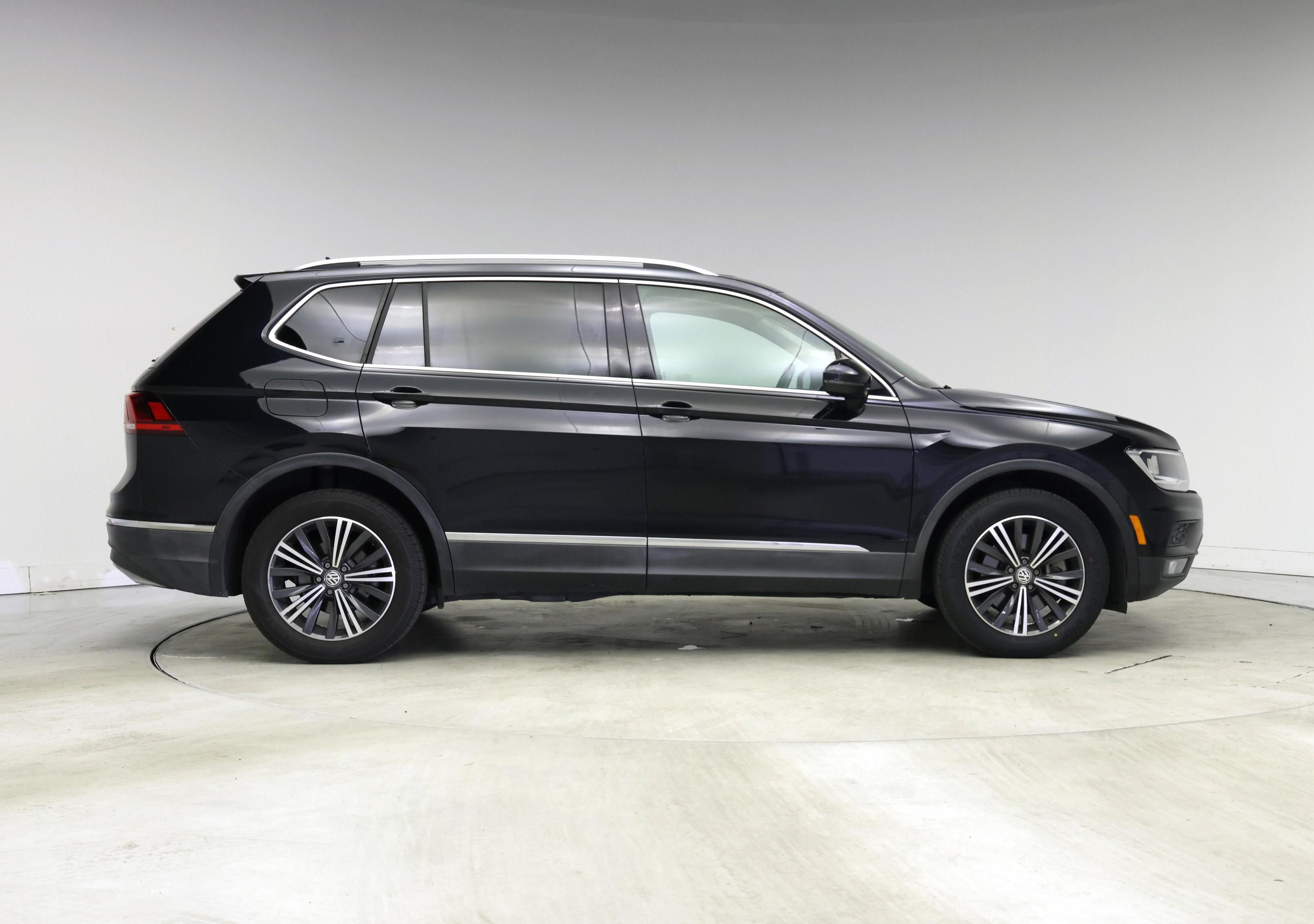 Thumbnail: 2019 Volkswagen Tiguan - 7