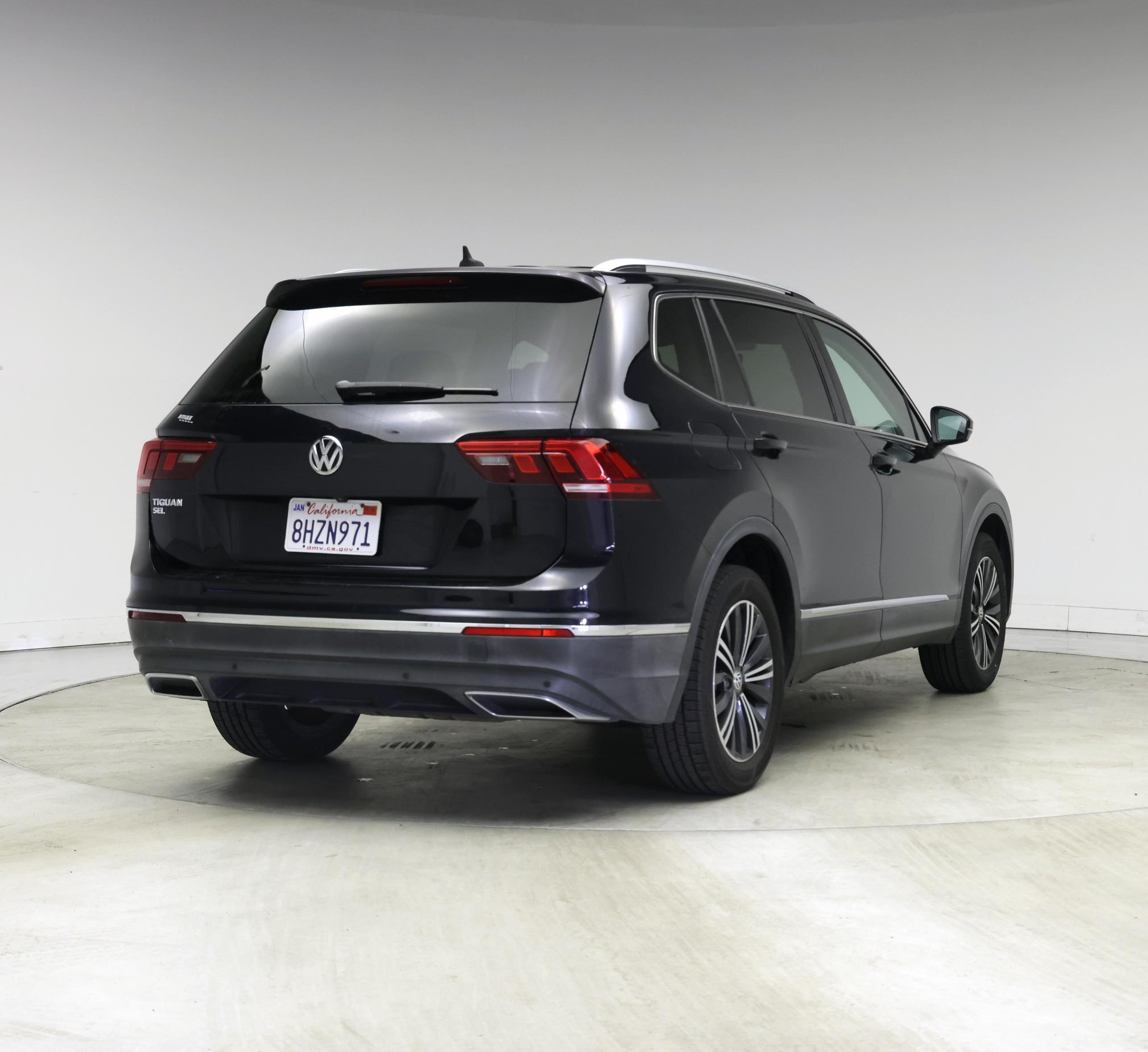 Thumbnail: 2019 Volkswagen Tiguan - 8