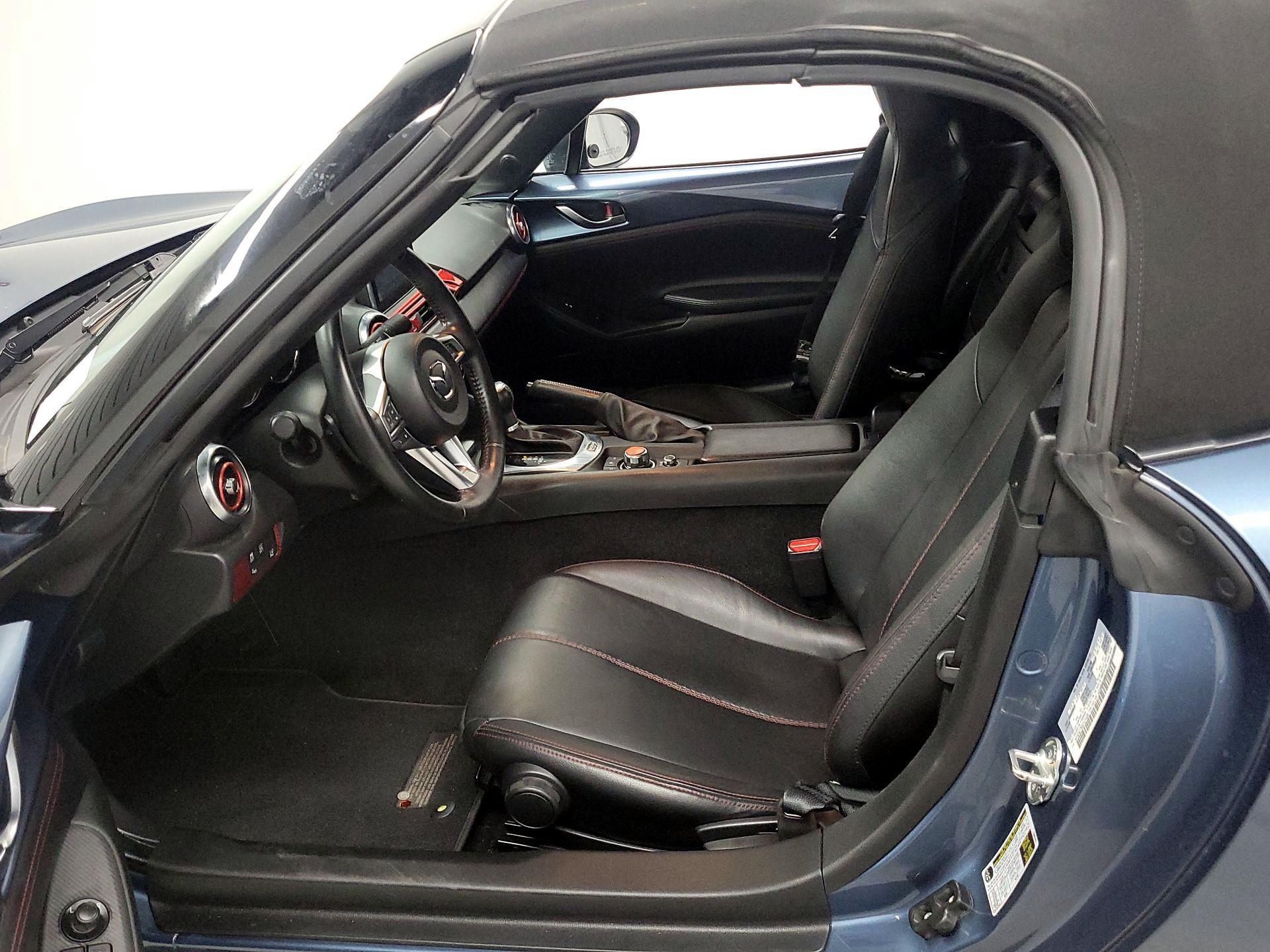 Thumbnail: 2016 Mazda MX-5 Miata - 11