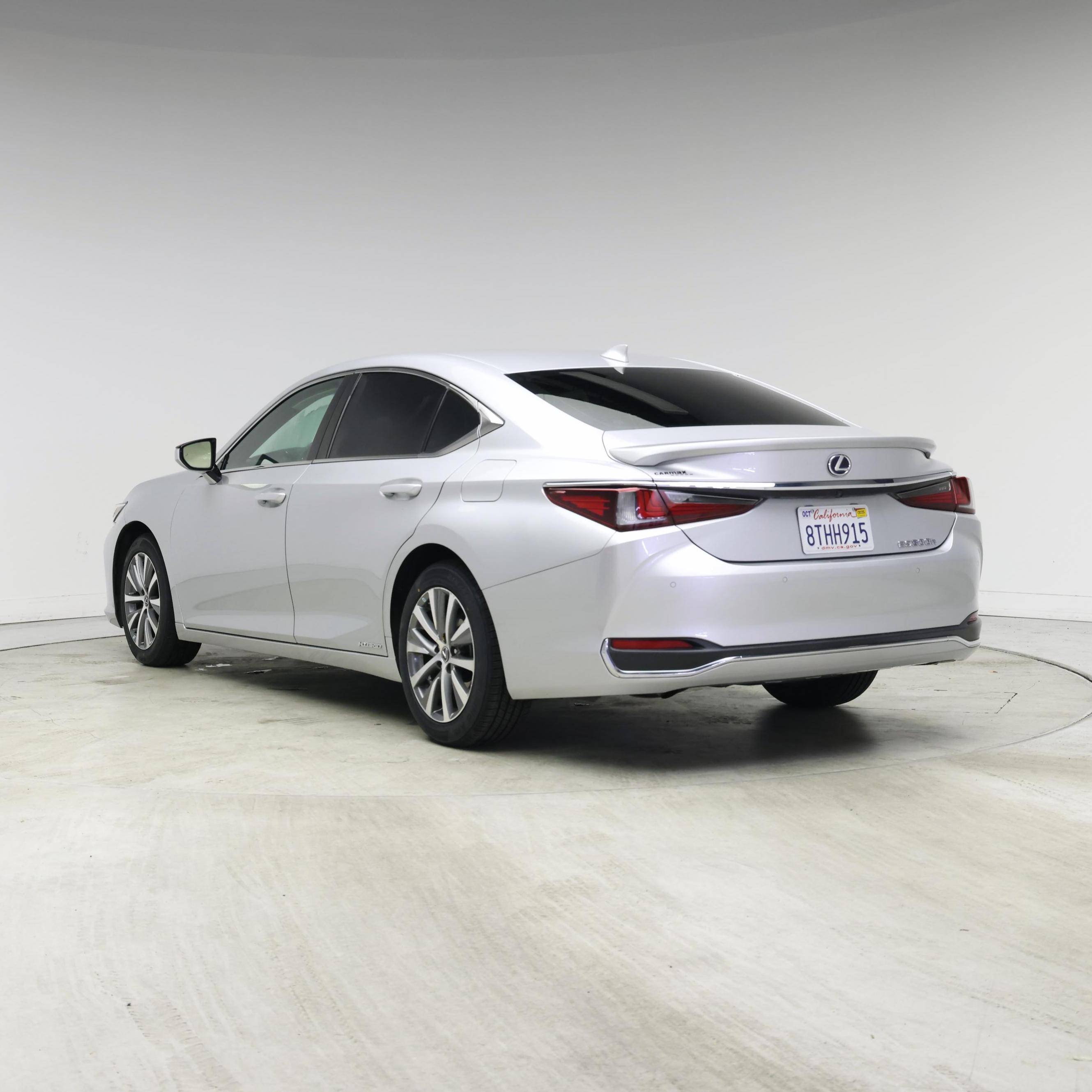 Thumbnail: 2020 Lexus ES - 2