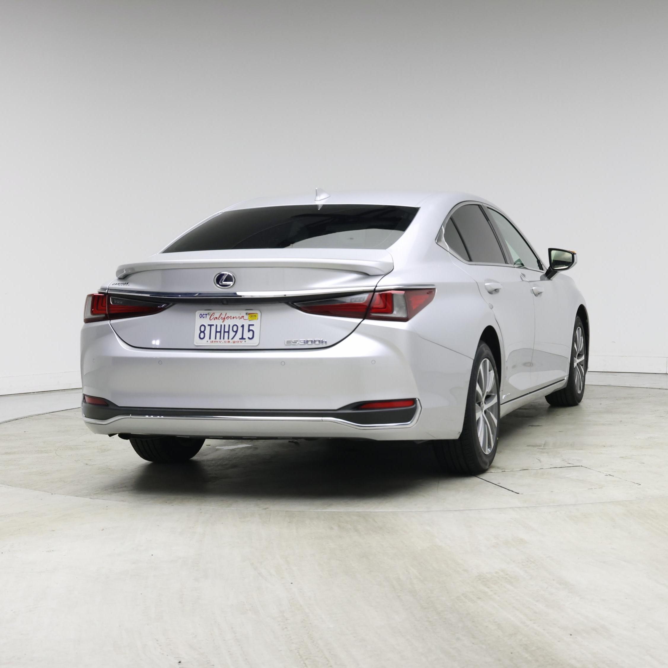 Thumbnail: 2020 Lexus ES - 8