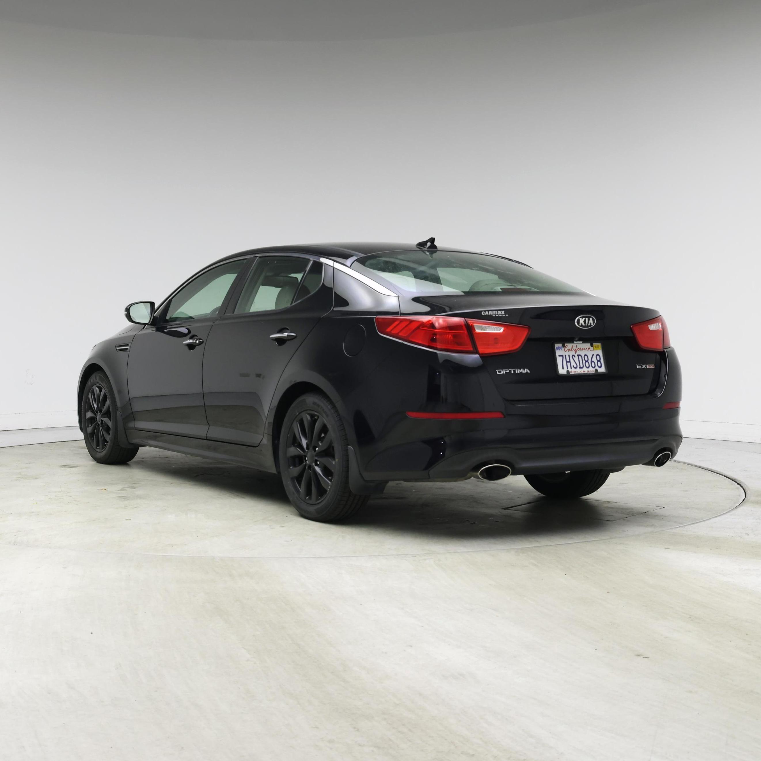 Thumbnail: 2015 Kia Optima - 2
