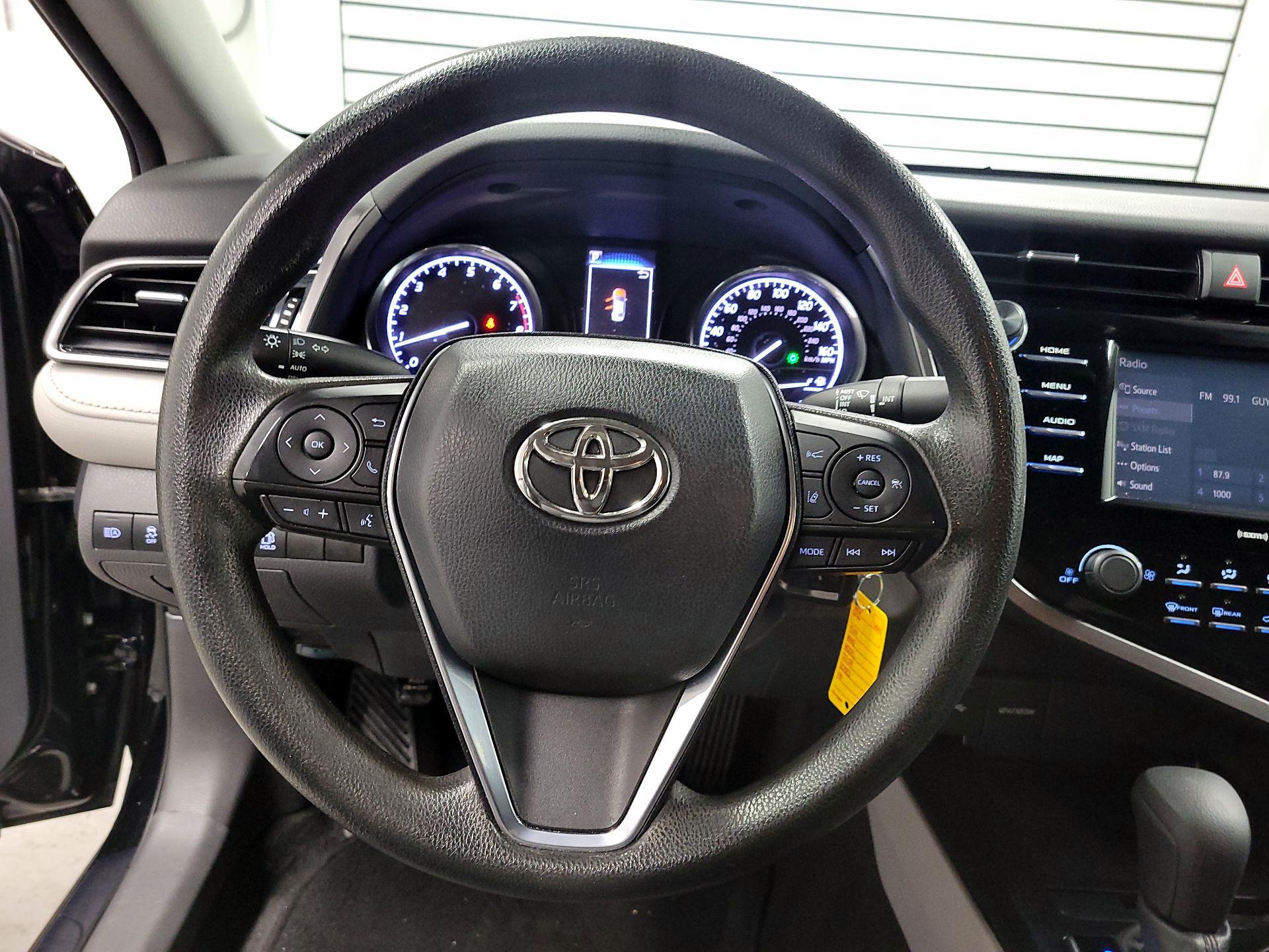 Thumbnail: 2020 Toyota Camry - 10