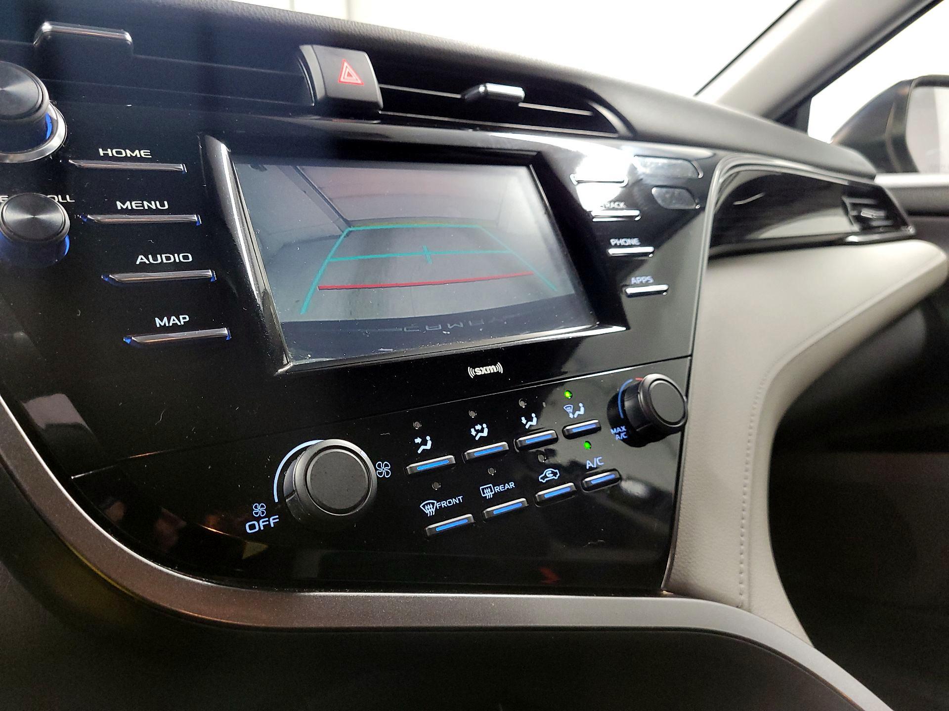 Thumbnail: 2020 Toyota Camry - 14