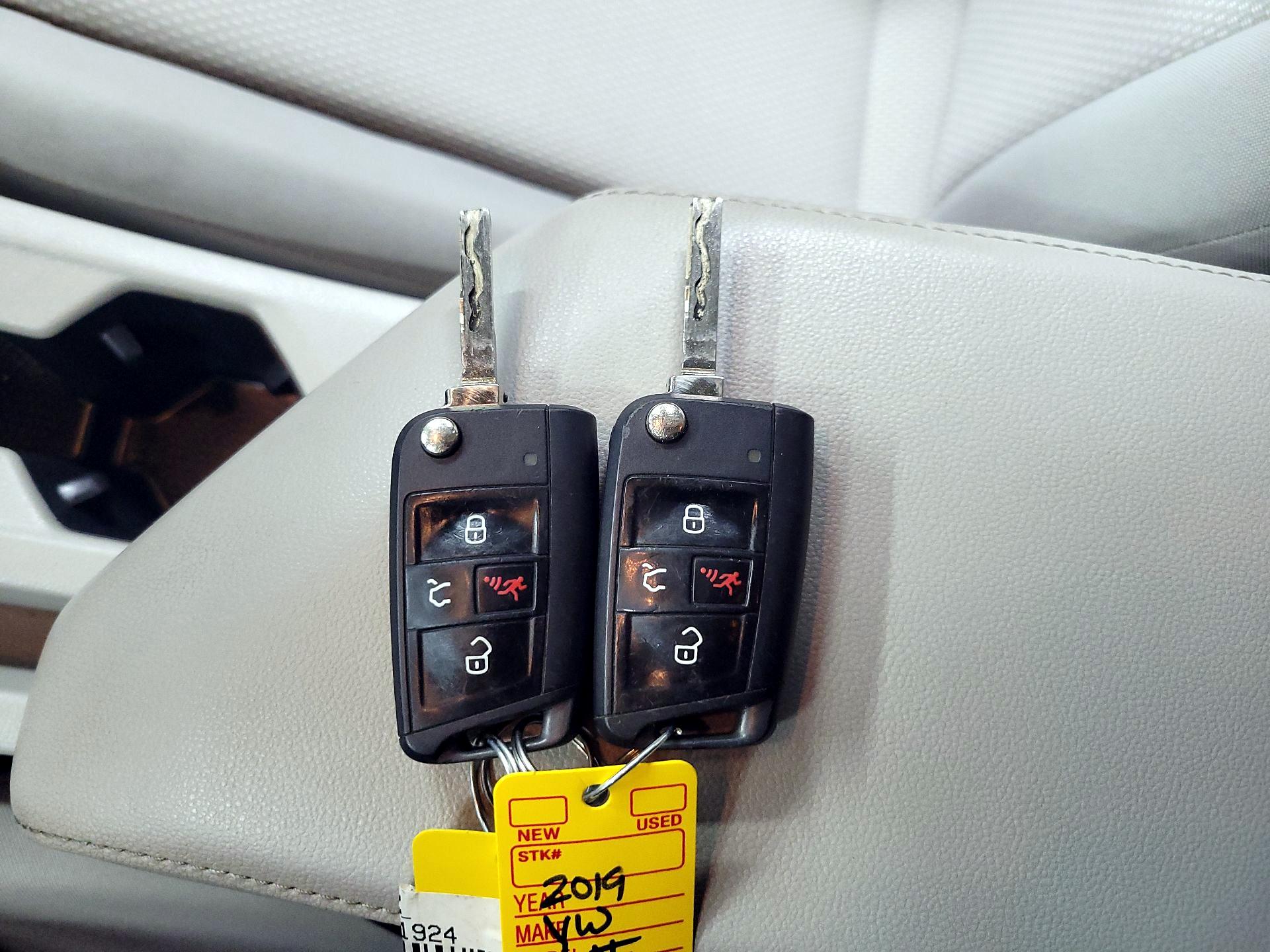 Thumbnail: 2019 Volkswagen Jetta - 20