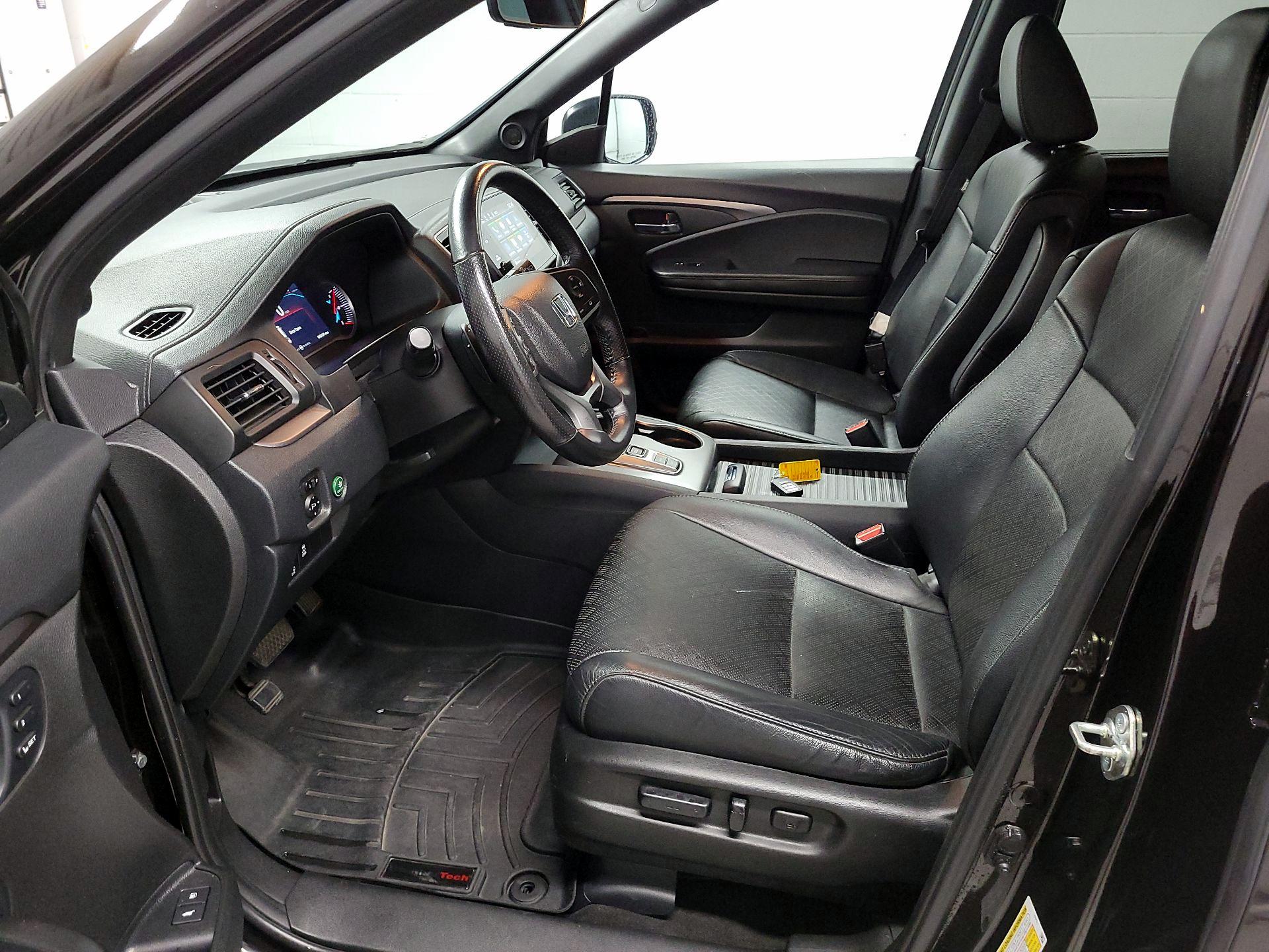 Thumbnail: 2020 Honda Passport - 11