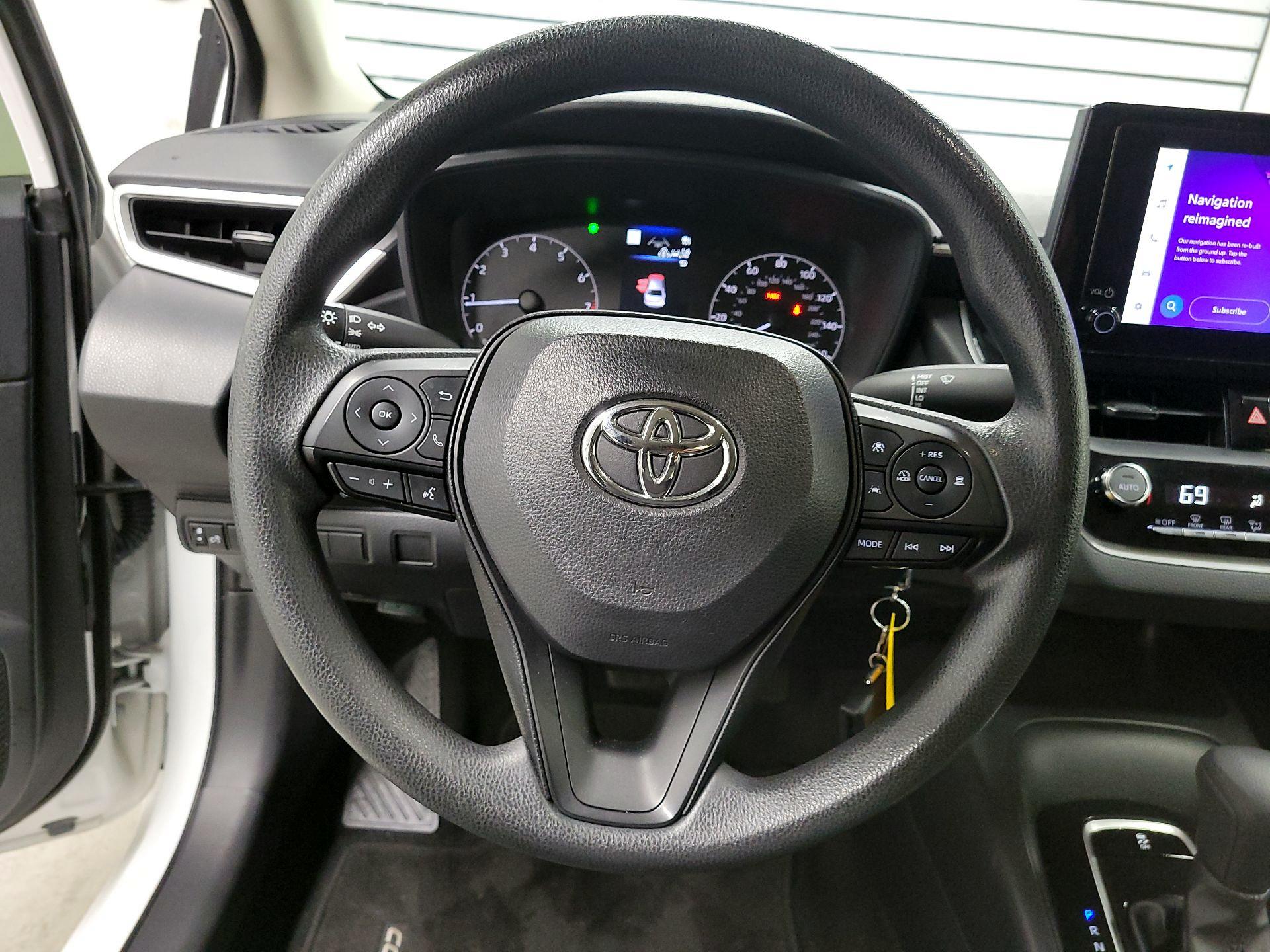 Thumbnail: 2023 Toyota Corolla - 10