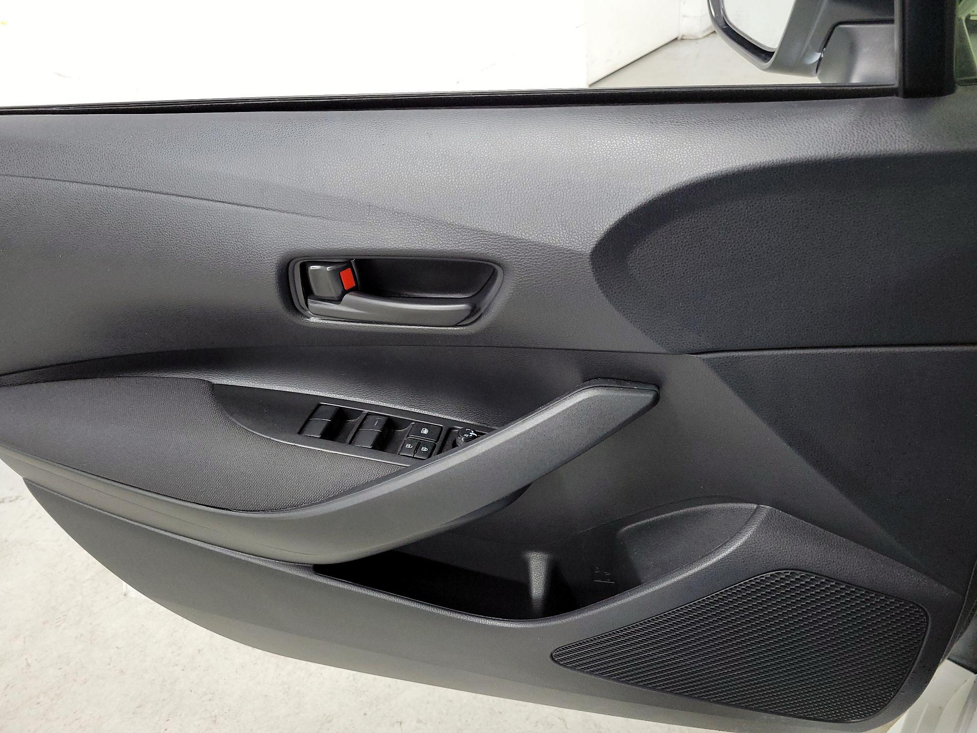 Thumbnail: 2023 Toyota Corolla - 12