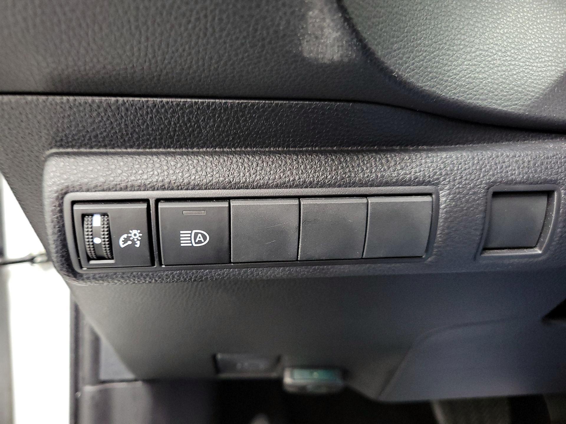 Thumbnail: 2023 Toyota Corolla - 13