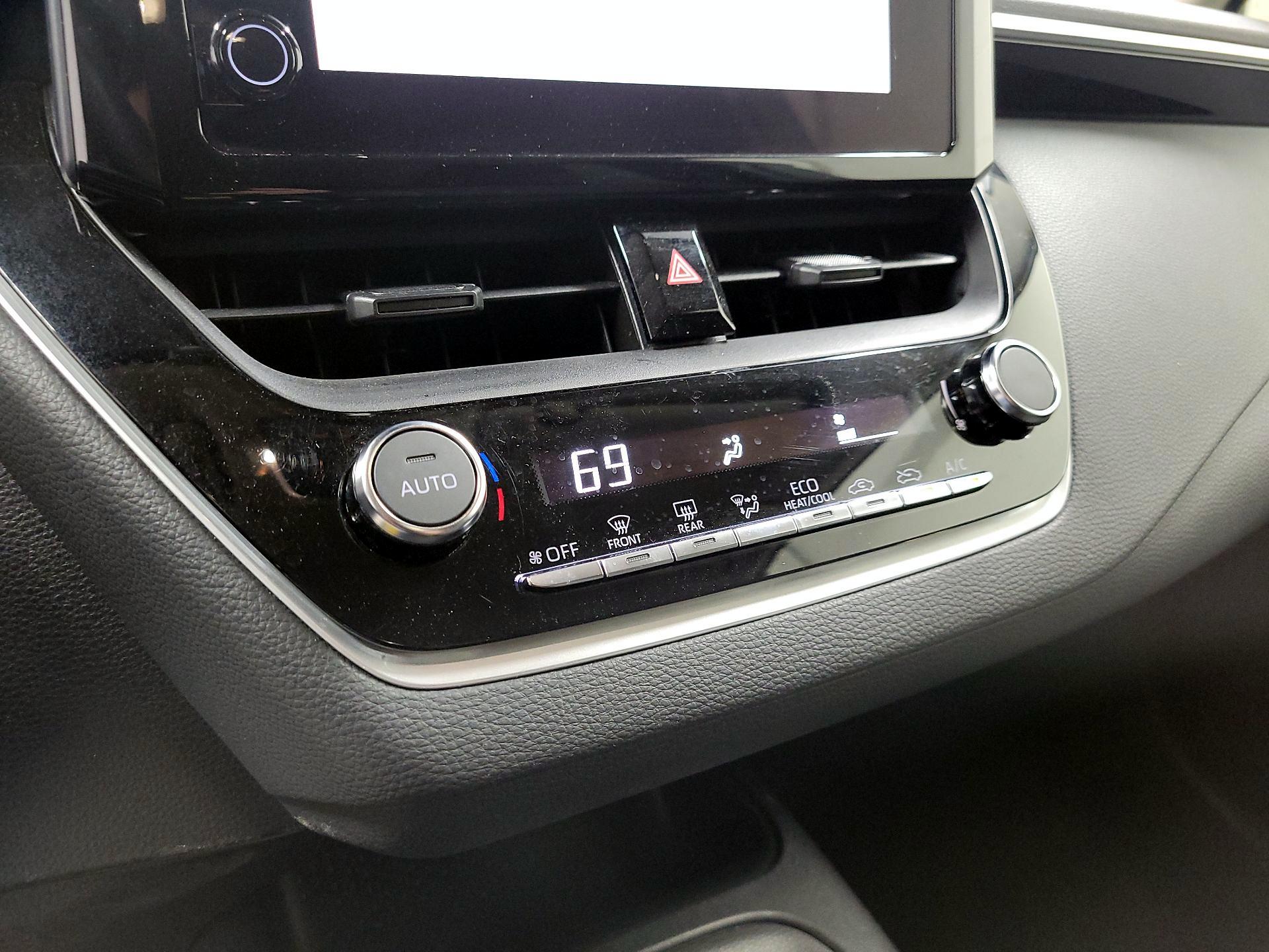 Thumbnail: 2023 Toyota Corolla - 16