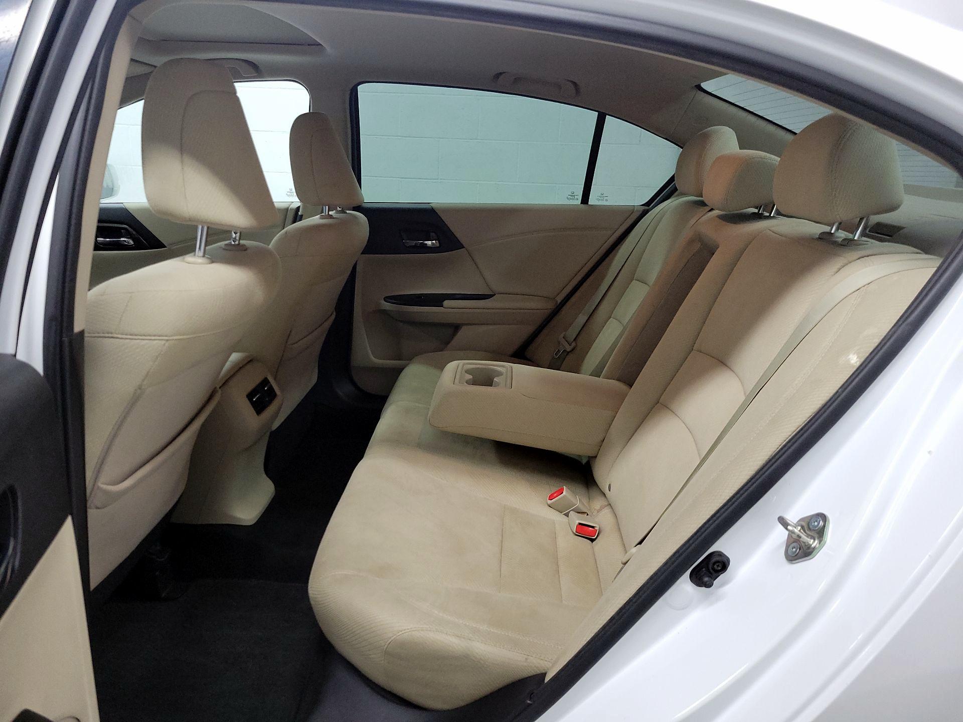Thumbnail: 2016 Honda Accord - 18