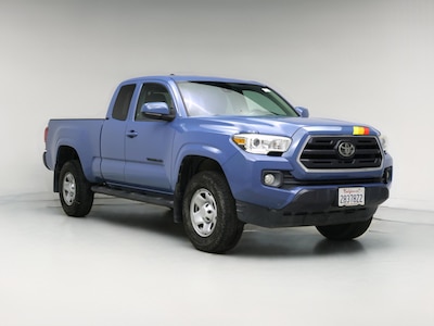 Blue 2019 Toyota Tacoma SR5
