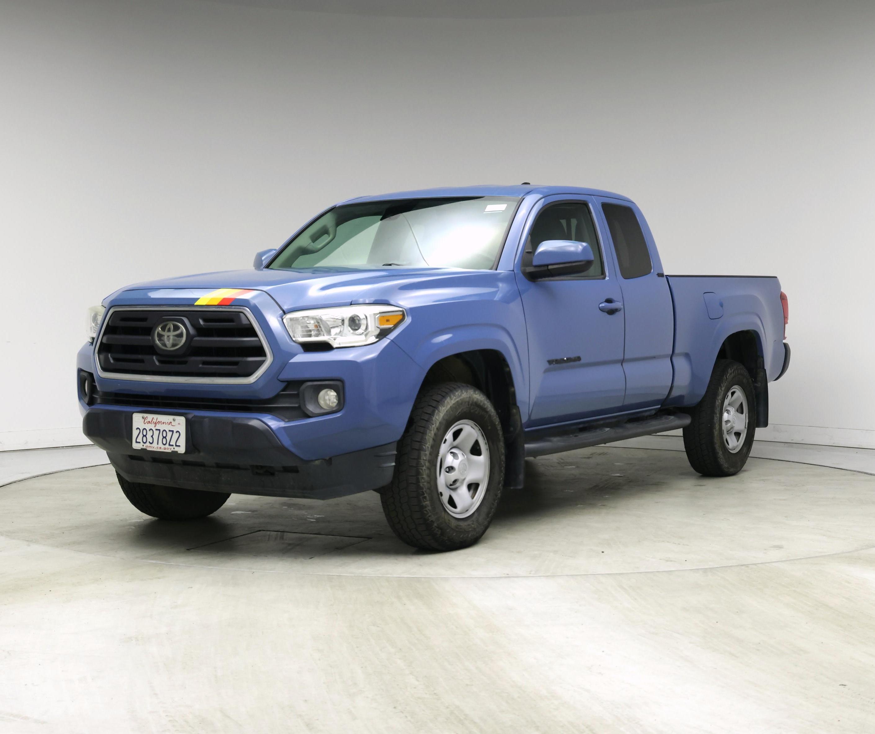 Thumbnail: 2019 Toyota Tacoma - 4