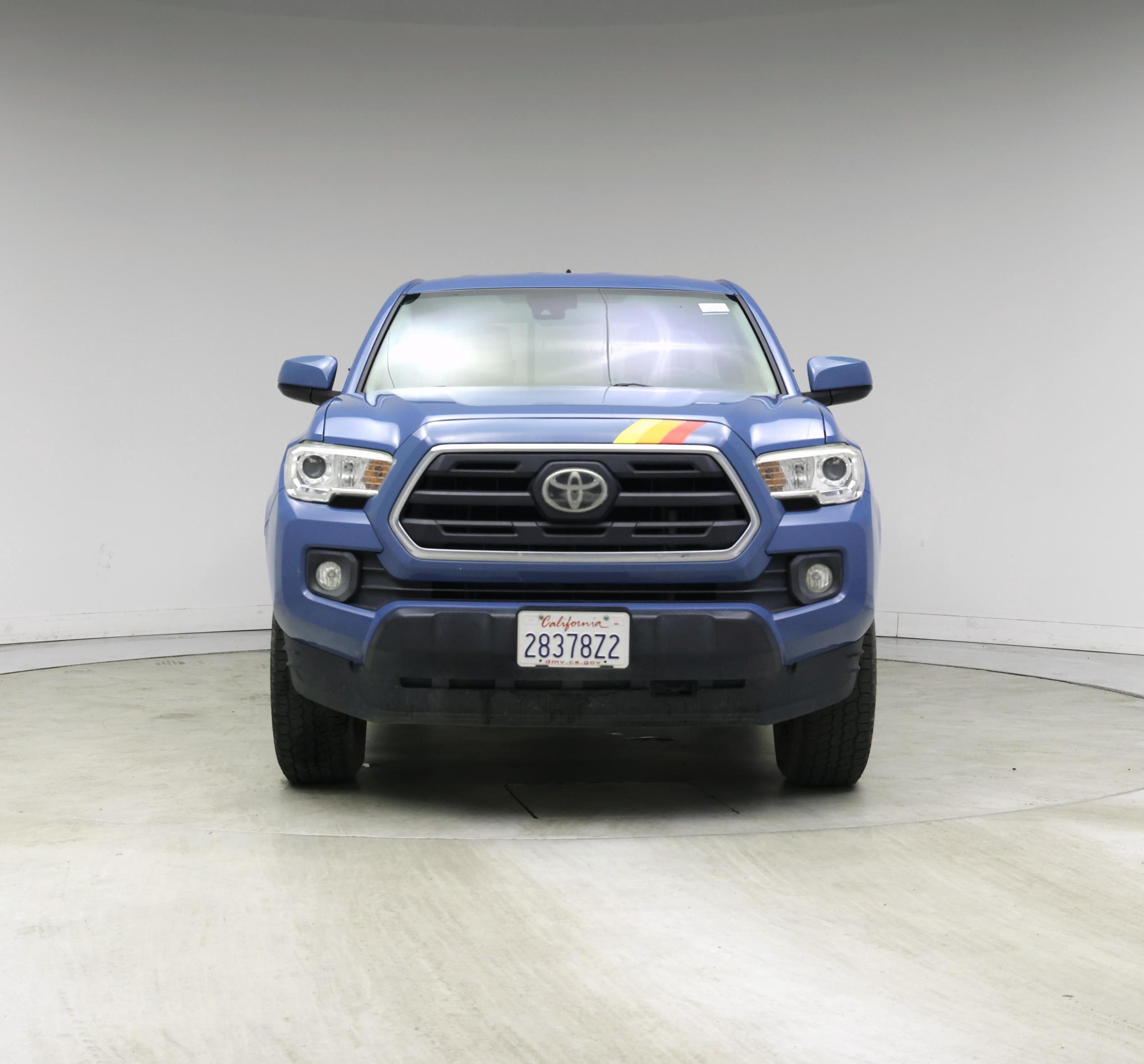 Thumbnail: 2019 Toyota Tacoma - 5