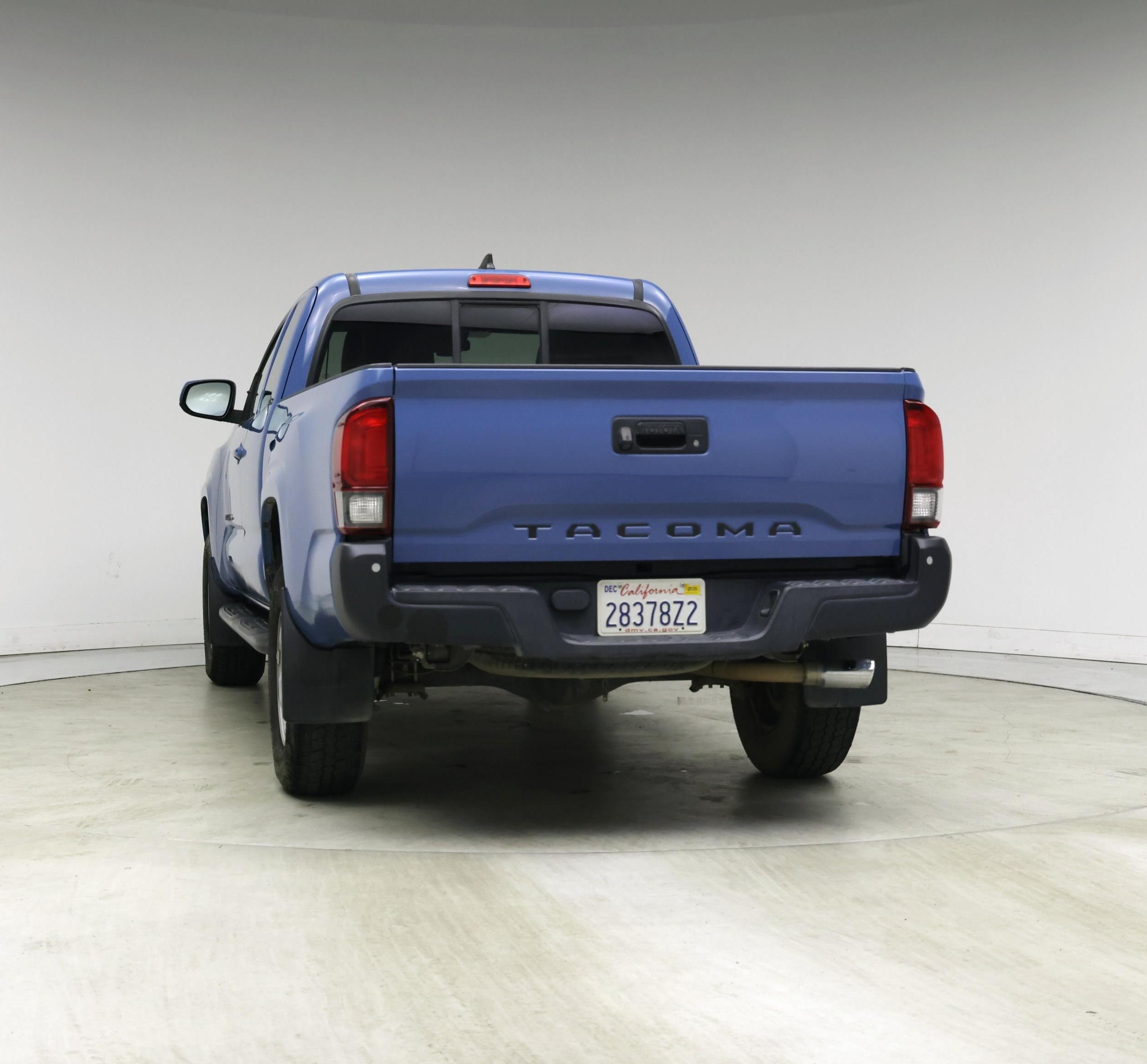 Thumbnail: 2019 Toyota Tacoma - 6