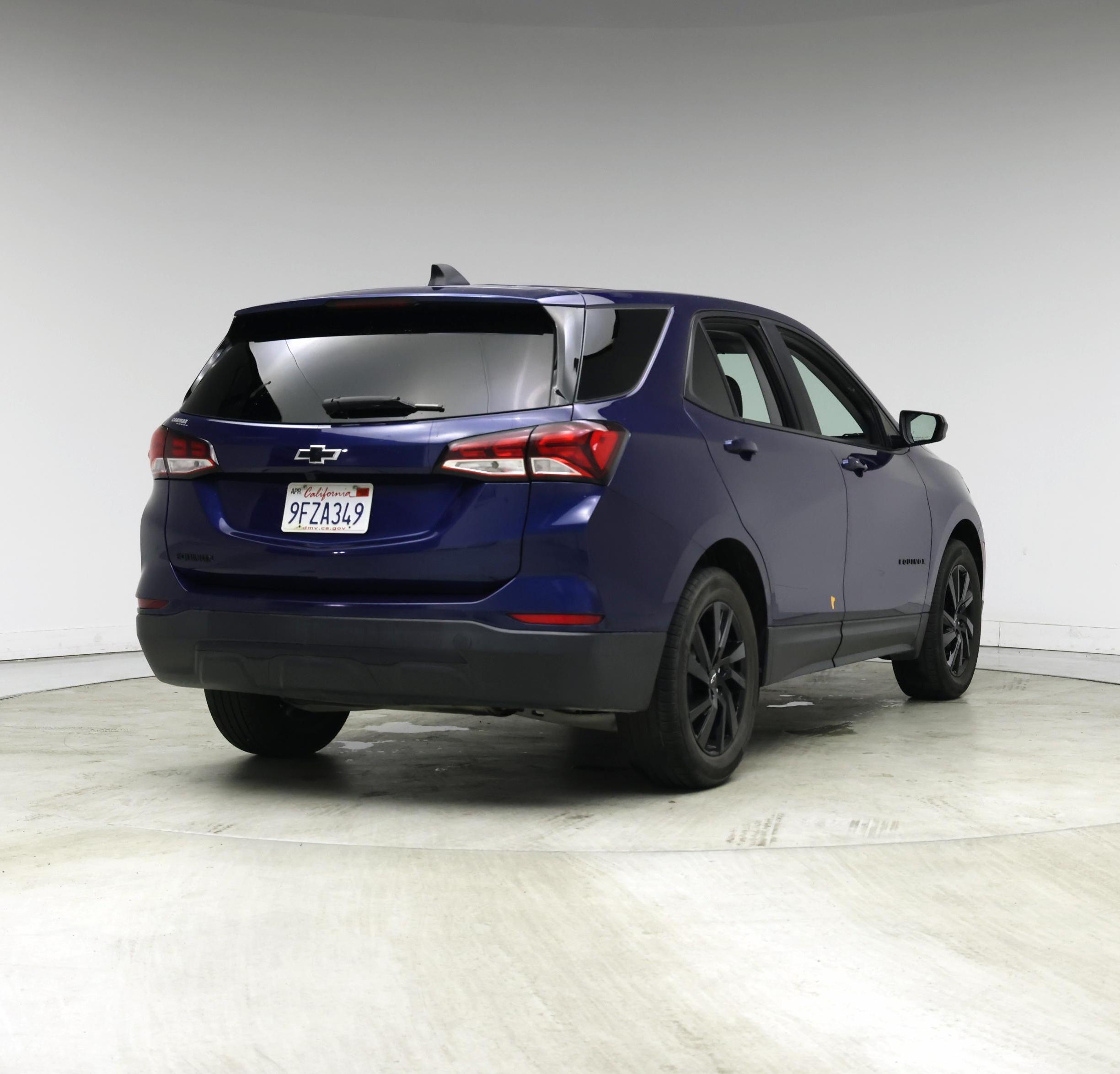 Thumbnail: 2023 Chevrolet Equinox - 8