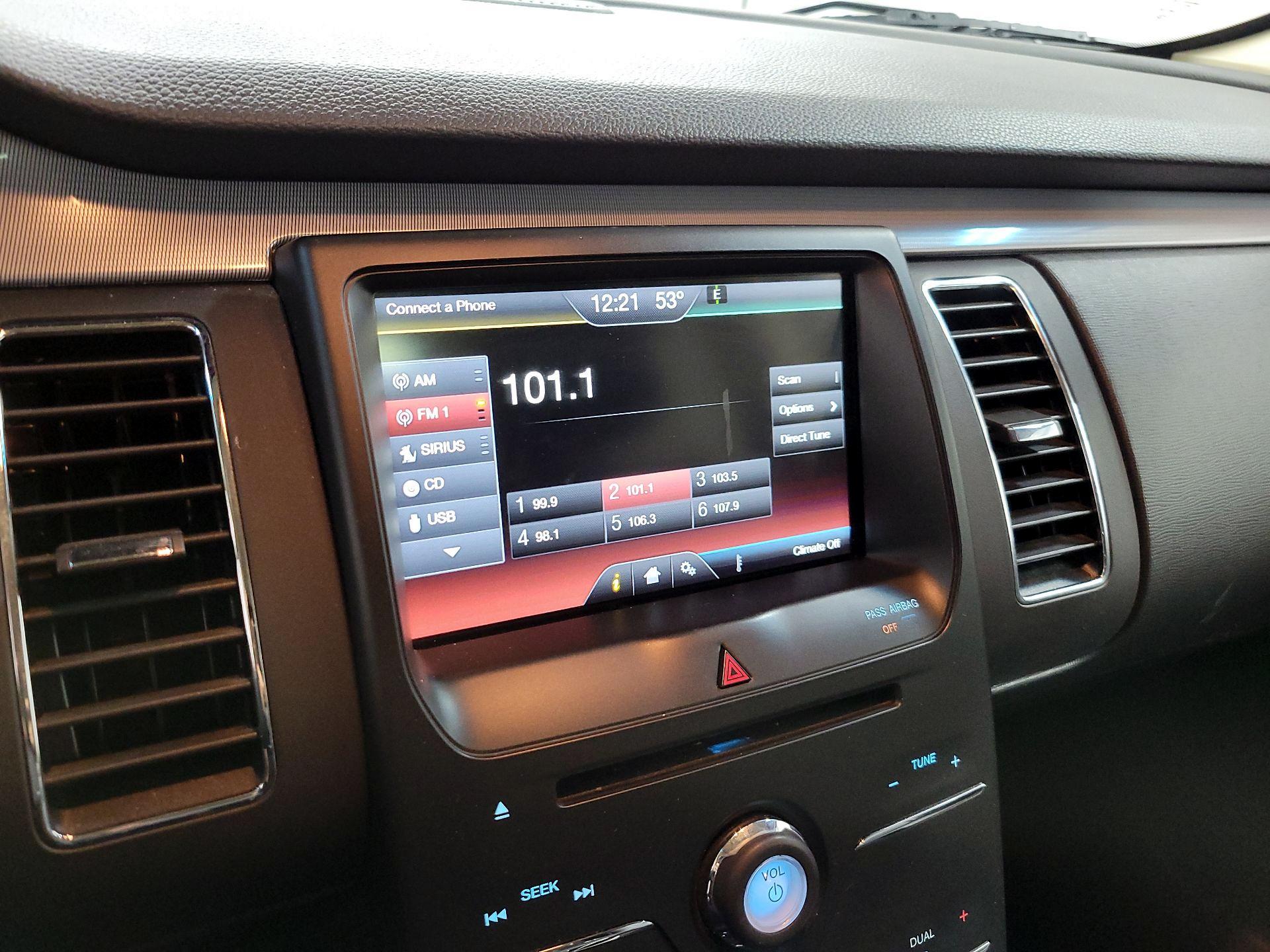 Thumbnail: 2015 Ford Flex - 14