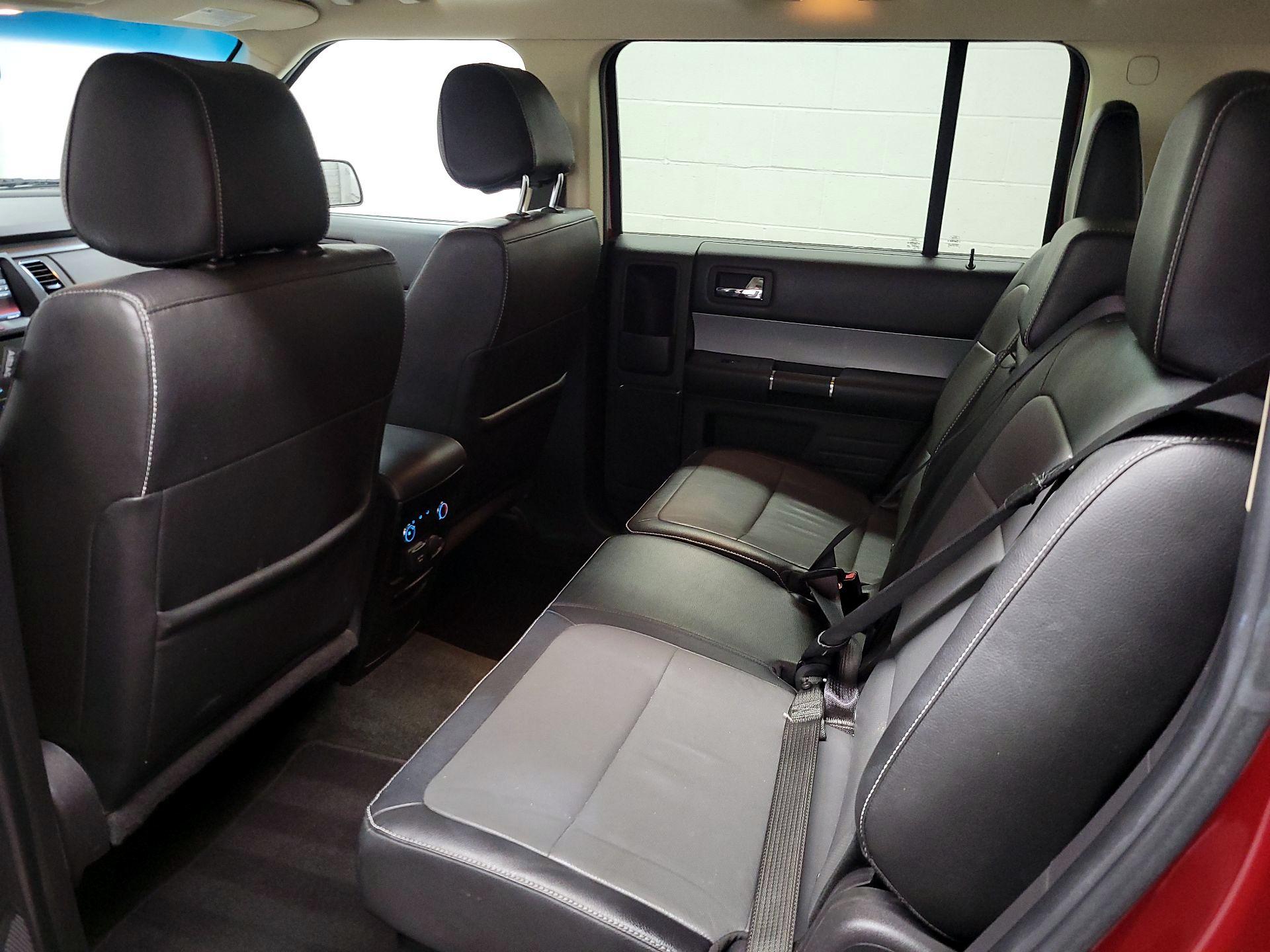 Thumbnail: 2015 Ford Flex - 17