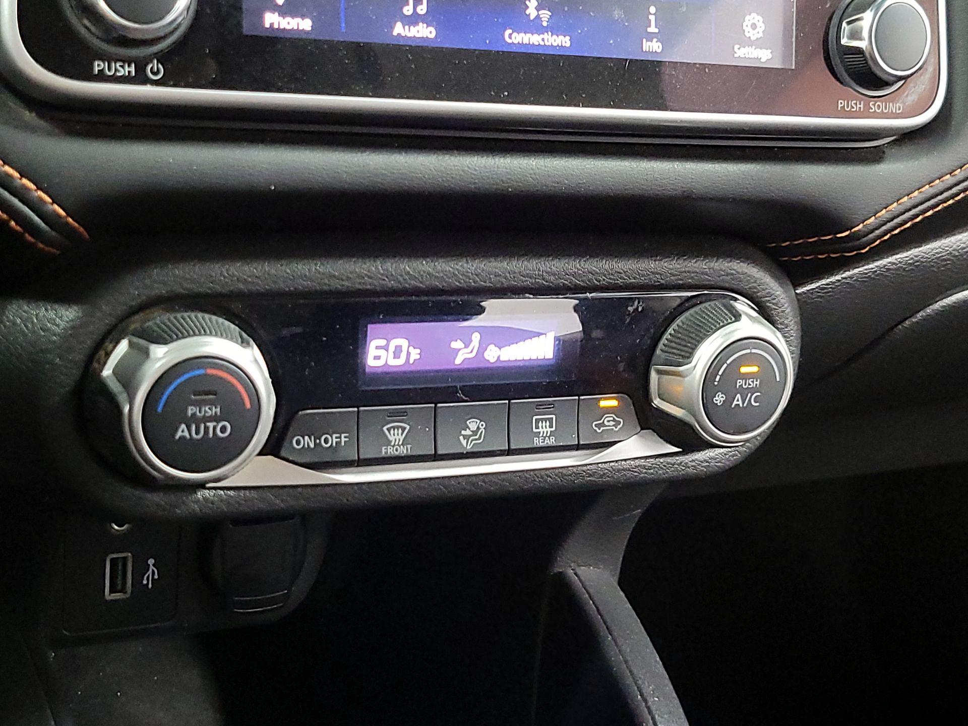 Thumbnail: 2020 Nissan Versa - 15