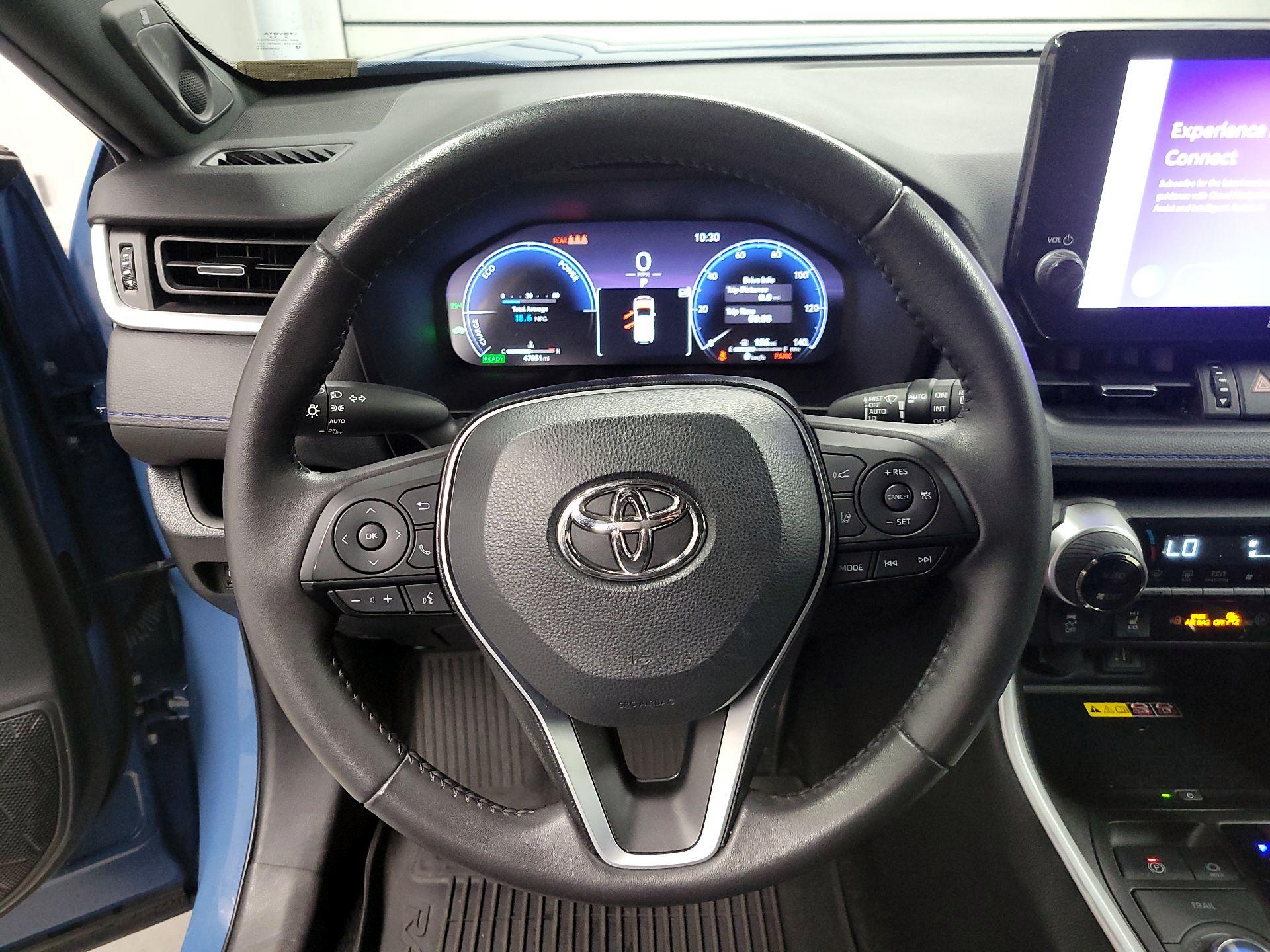 Thumbnail: 2023 Toyota RAV4 - 10