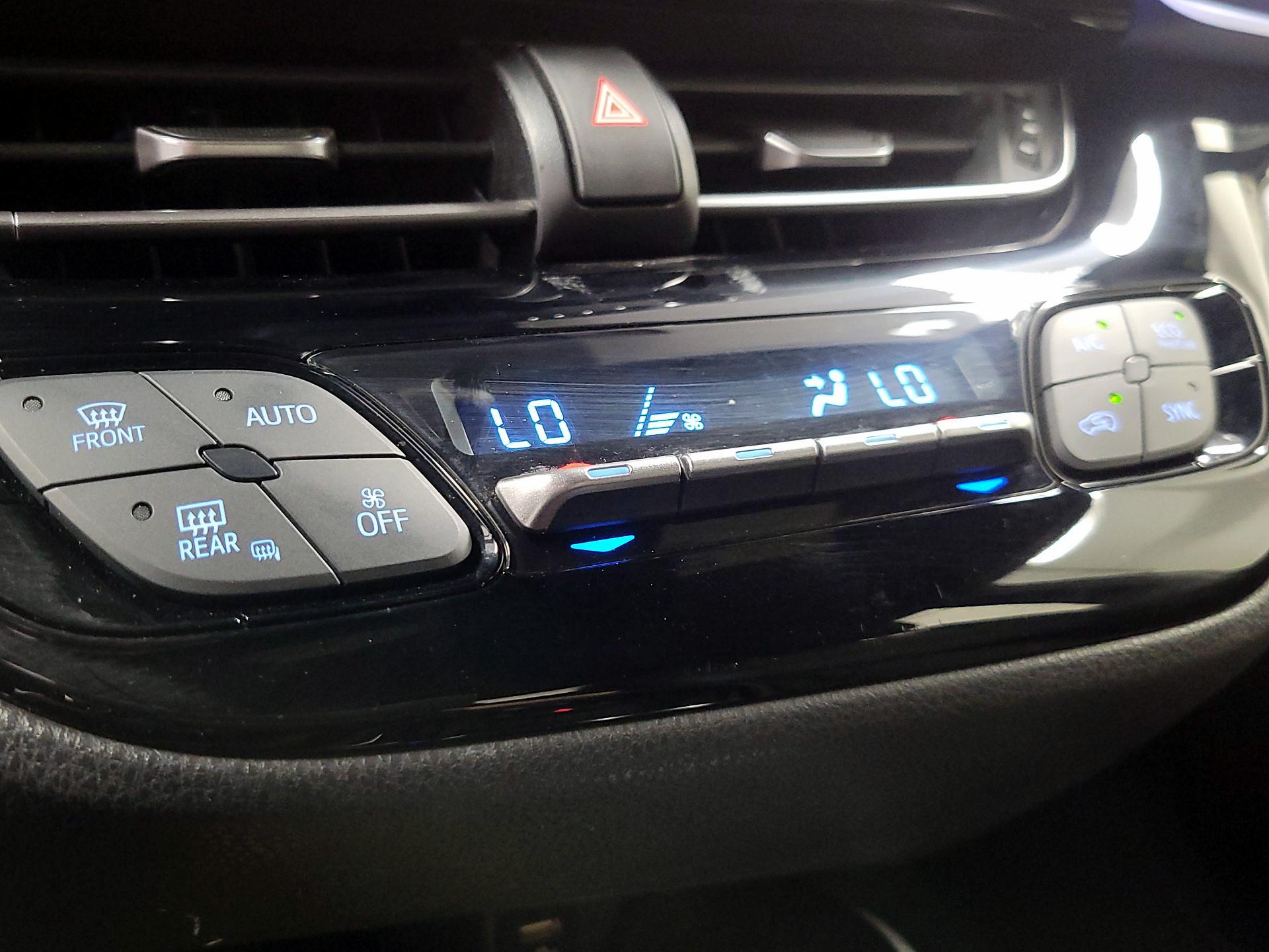 Thumbnail: 2020 Toyota C-HR - 16