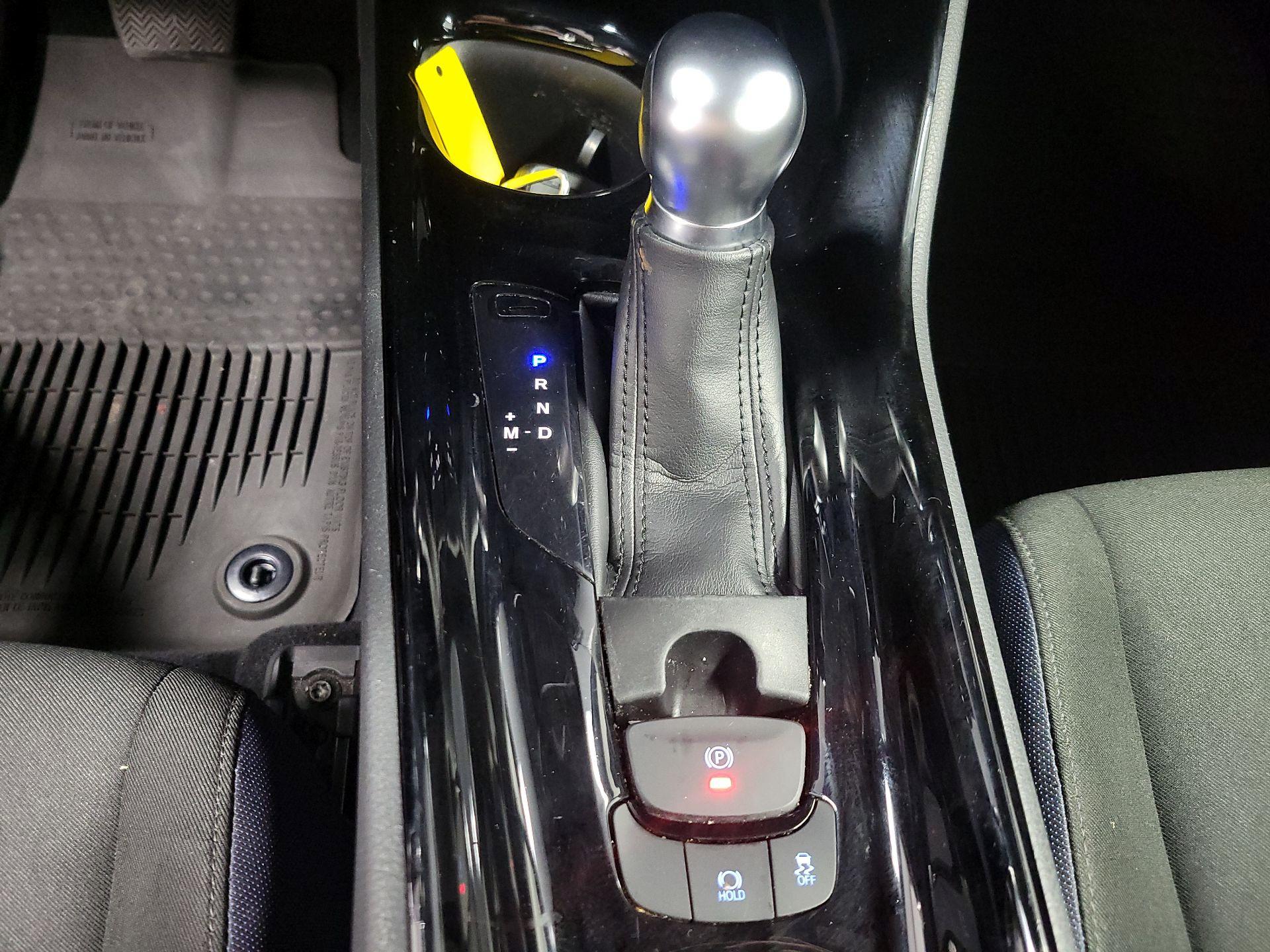 Thumbnail: 2020 Toyota C-HR - 17