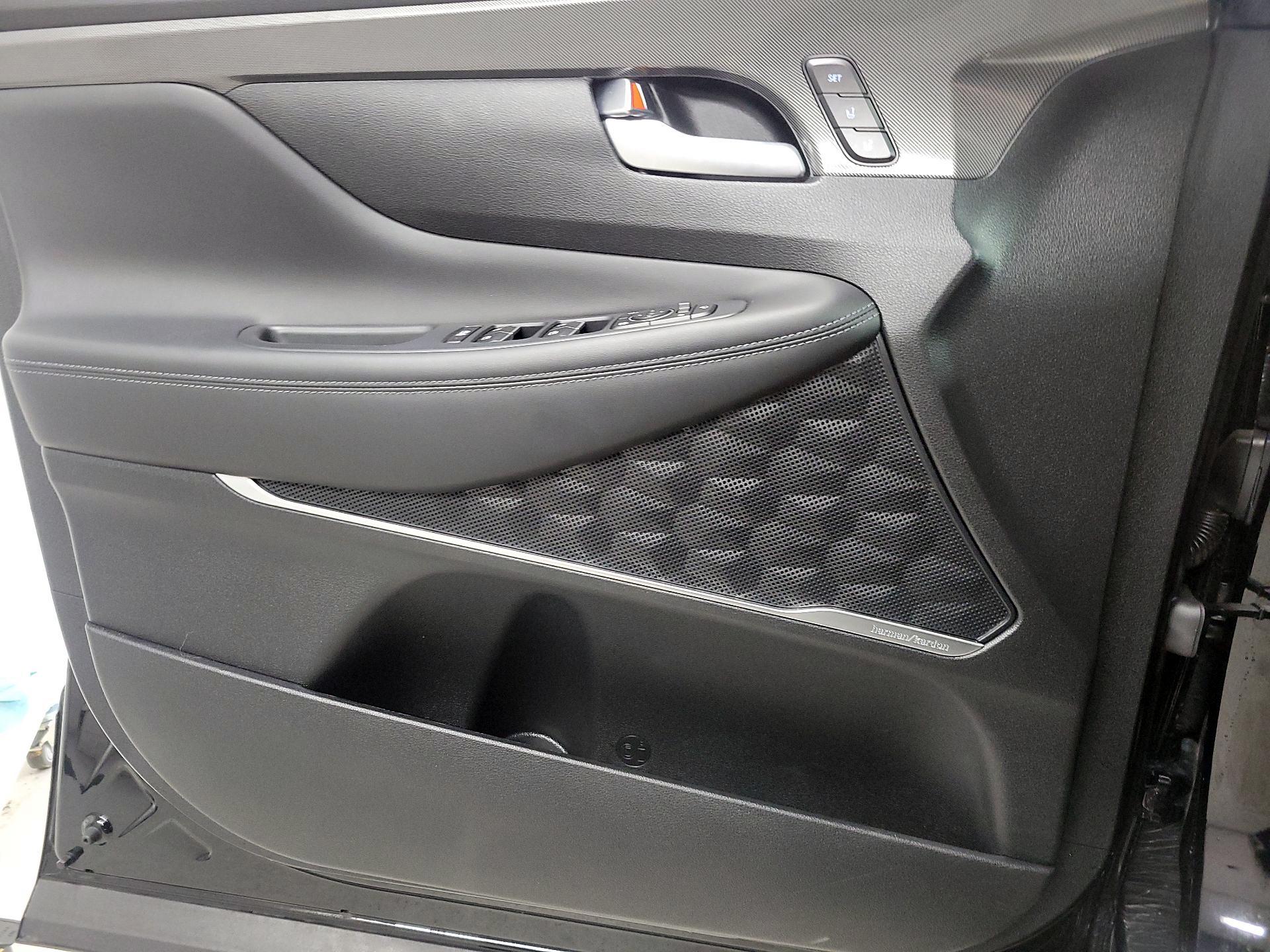 Thumbnail: 2023 Hyundai Santa Fe - 12