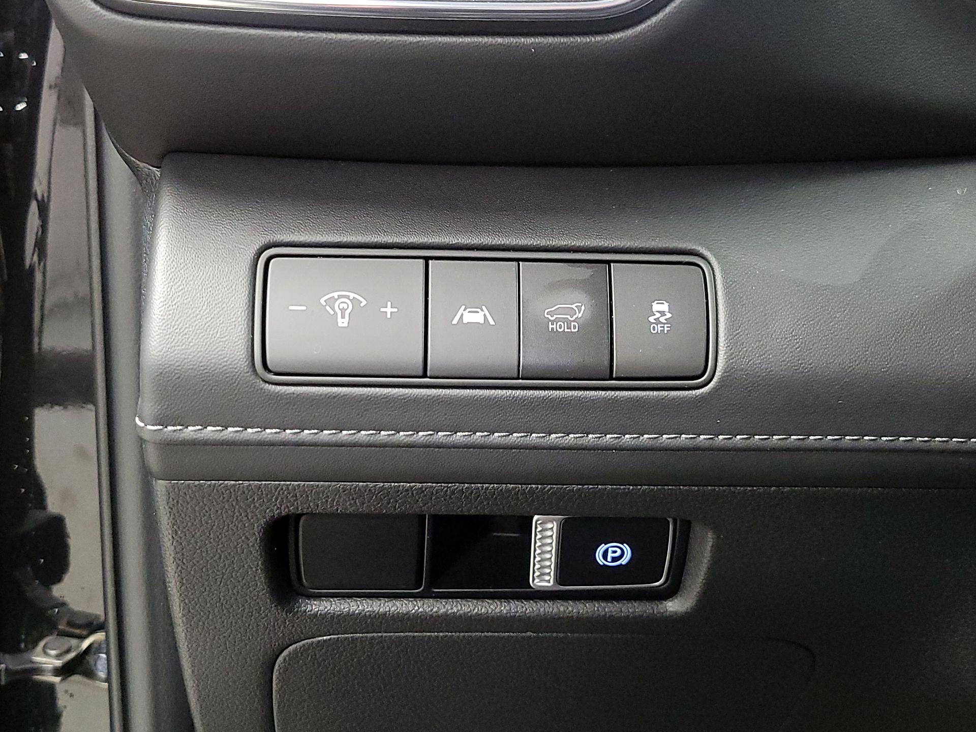 Thumbnail: 2023 Hyundai Santa Fe - 13