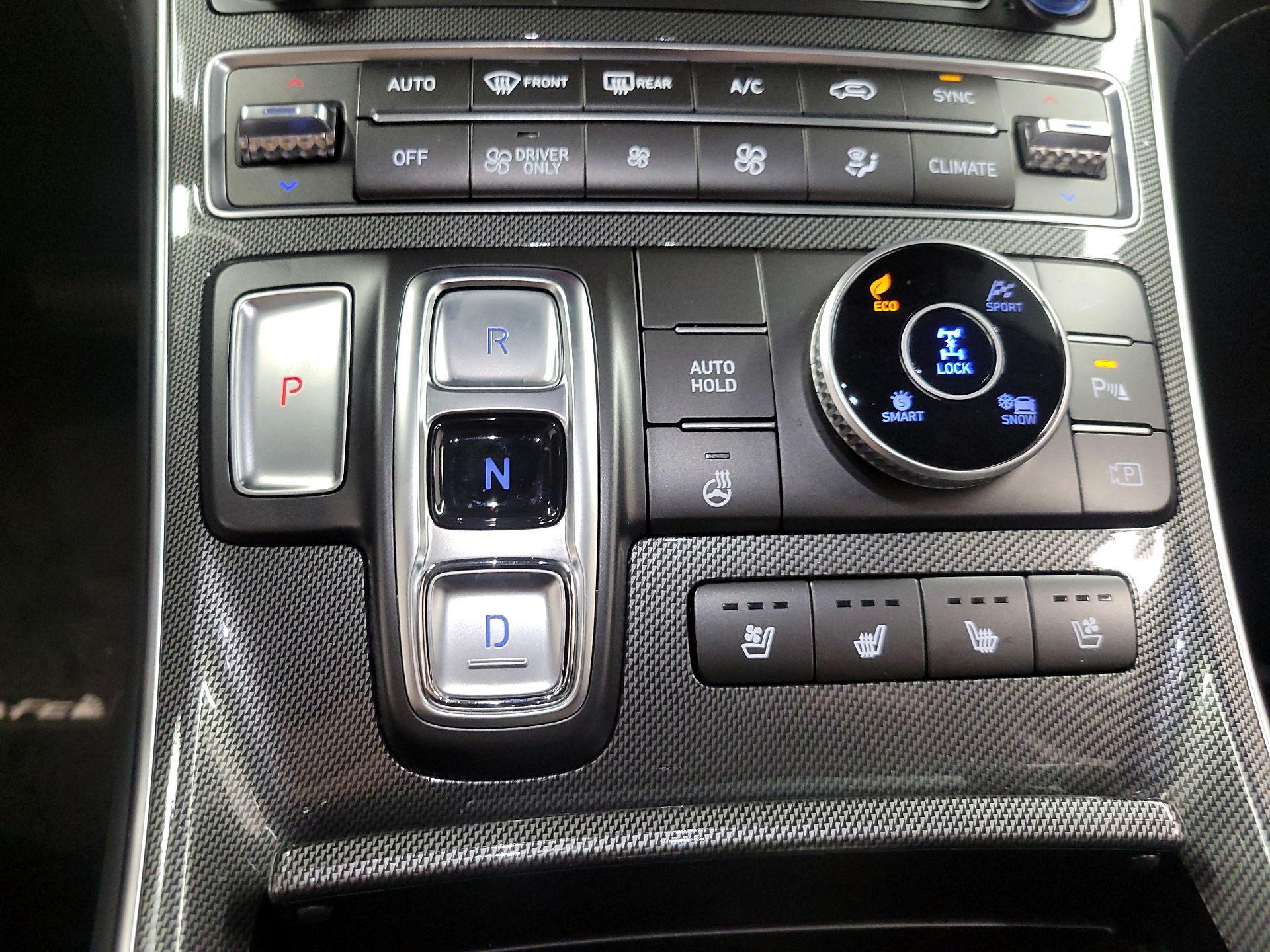 Thumbnail: 2023 Hyundai Santa Fe - 18