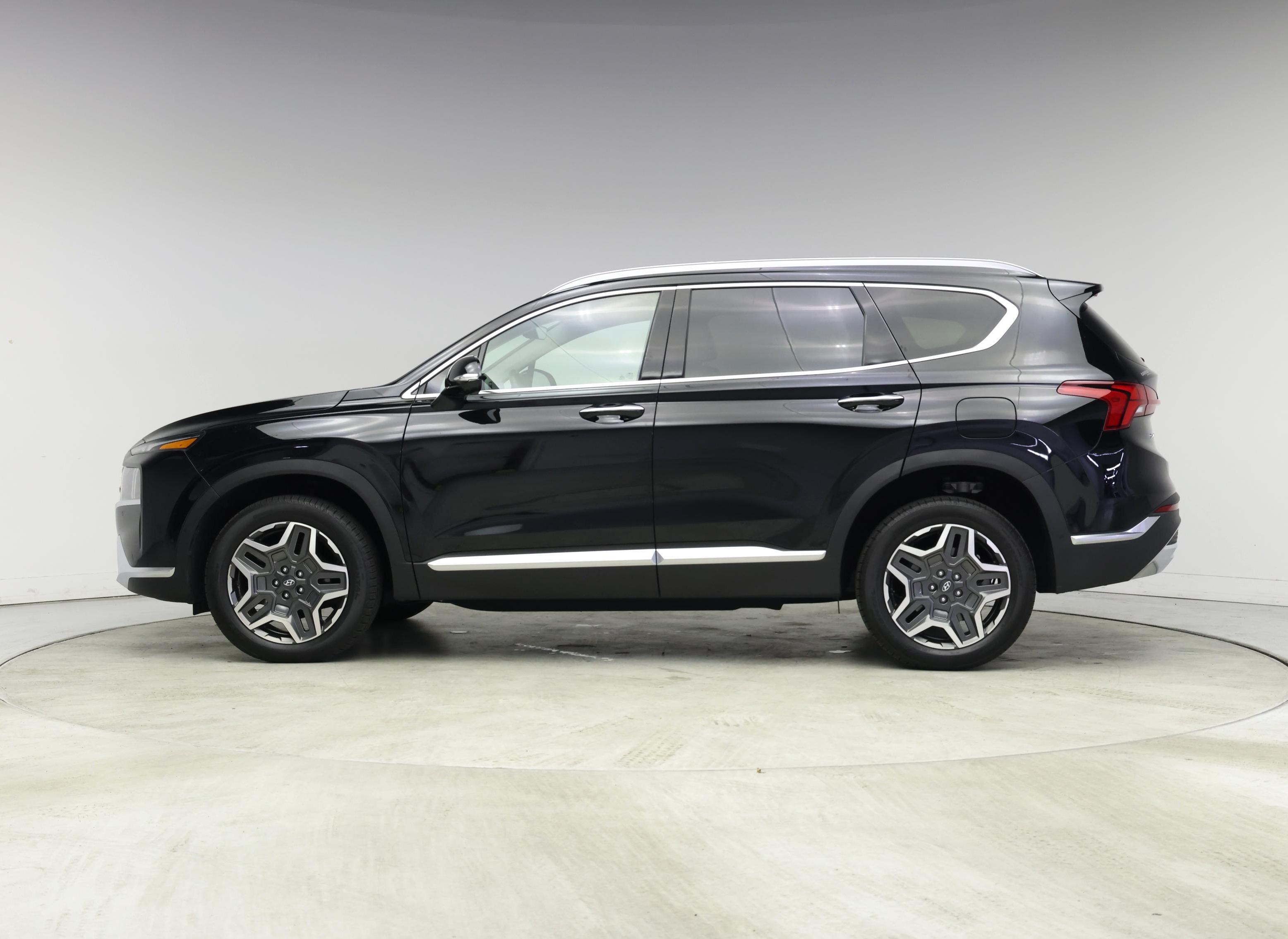 Thumbnail: 2023 Hyundai Santa Fe - 3