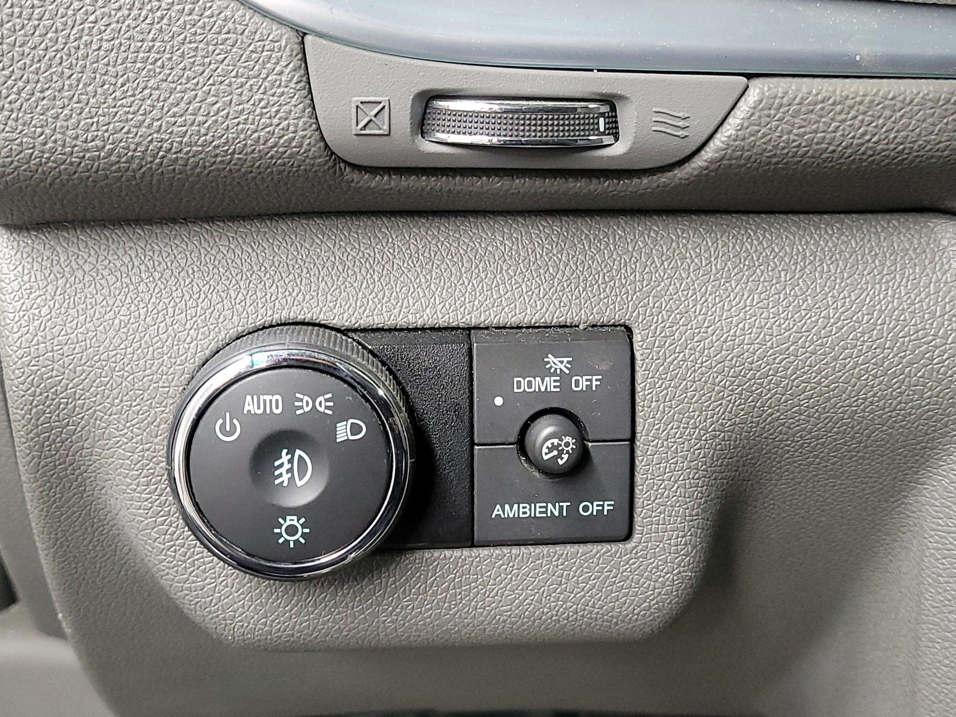 Thumbnail: 2015 Chevrolet Traverse - 13