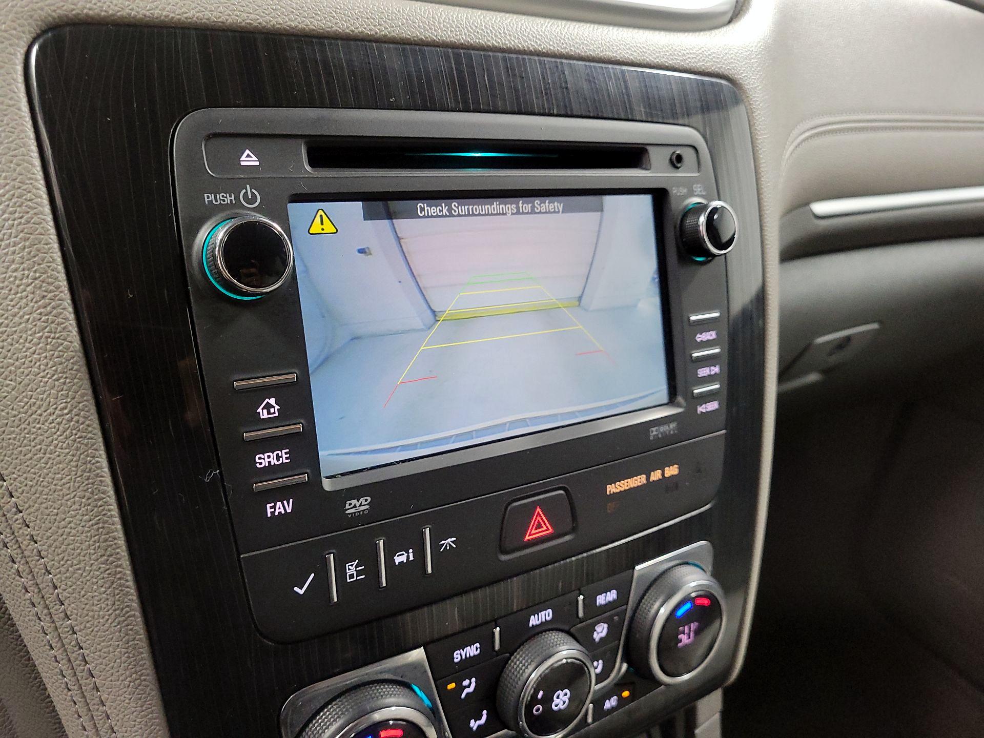 Thumbnail: 2015 Chevrolet Traverse - 14