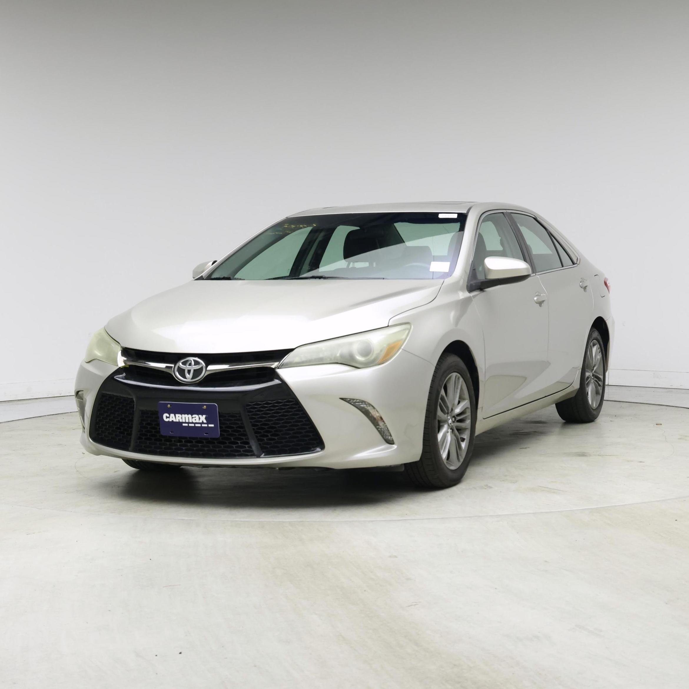 Thumbnail: 2017 Toyota Camry - 4