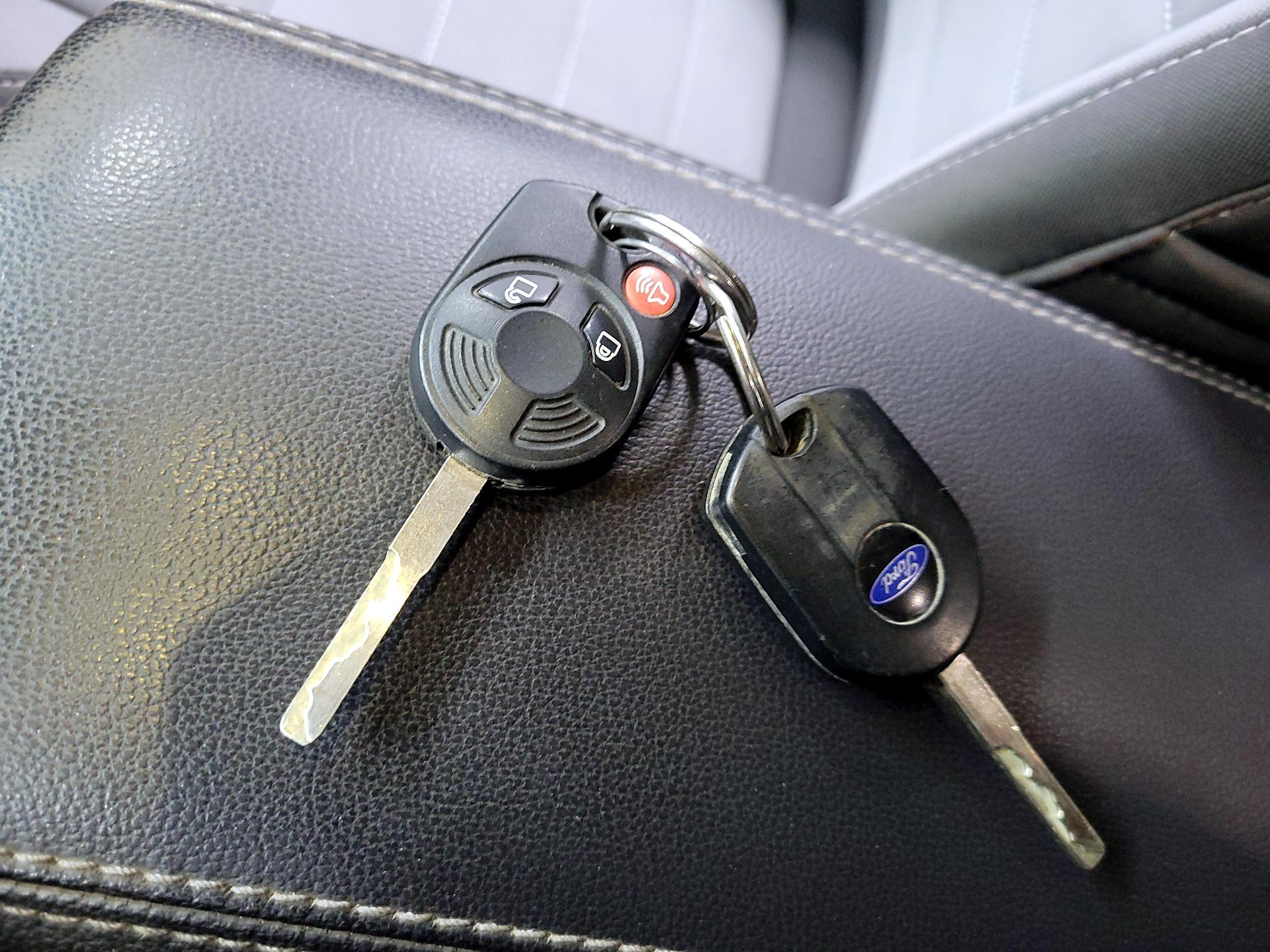 Thumbnail: 2017 Ford Escape - 19