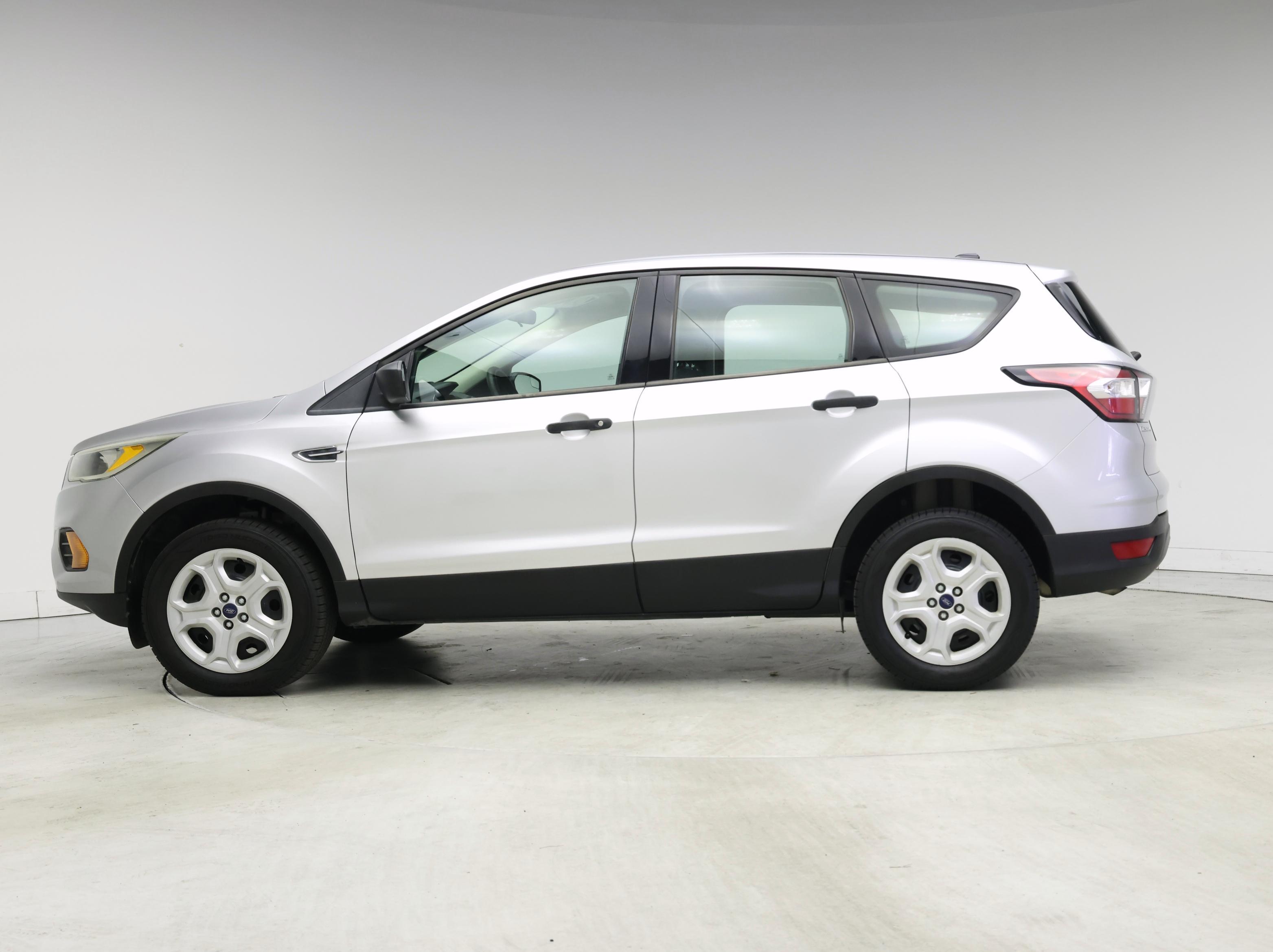 Thumbnail: 2017 Ford Escape - 3