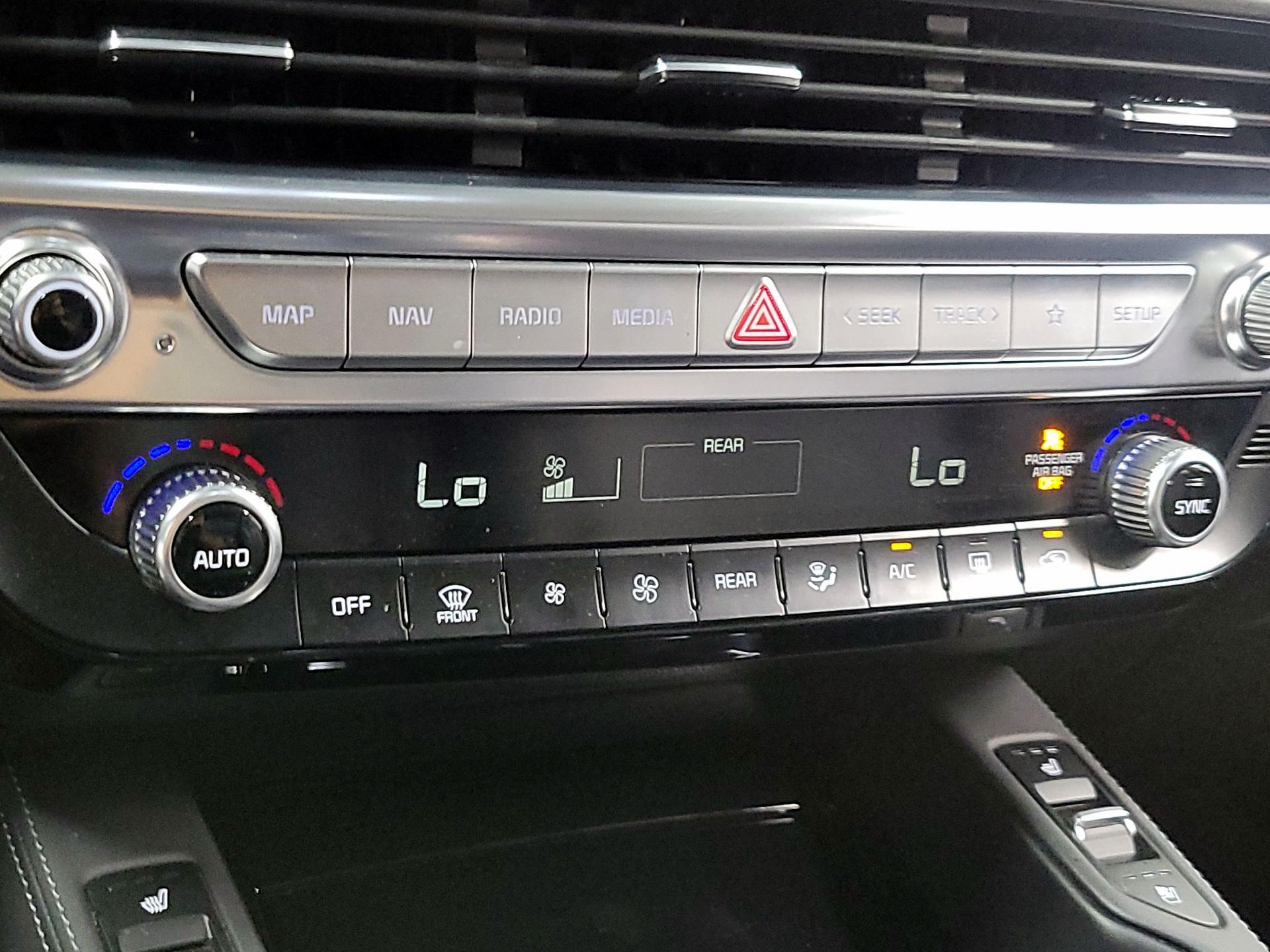 Thumbnail: 2022 Kia Telluride - 15